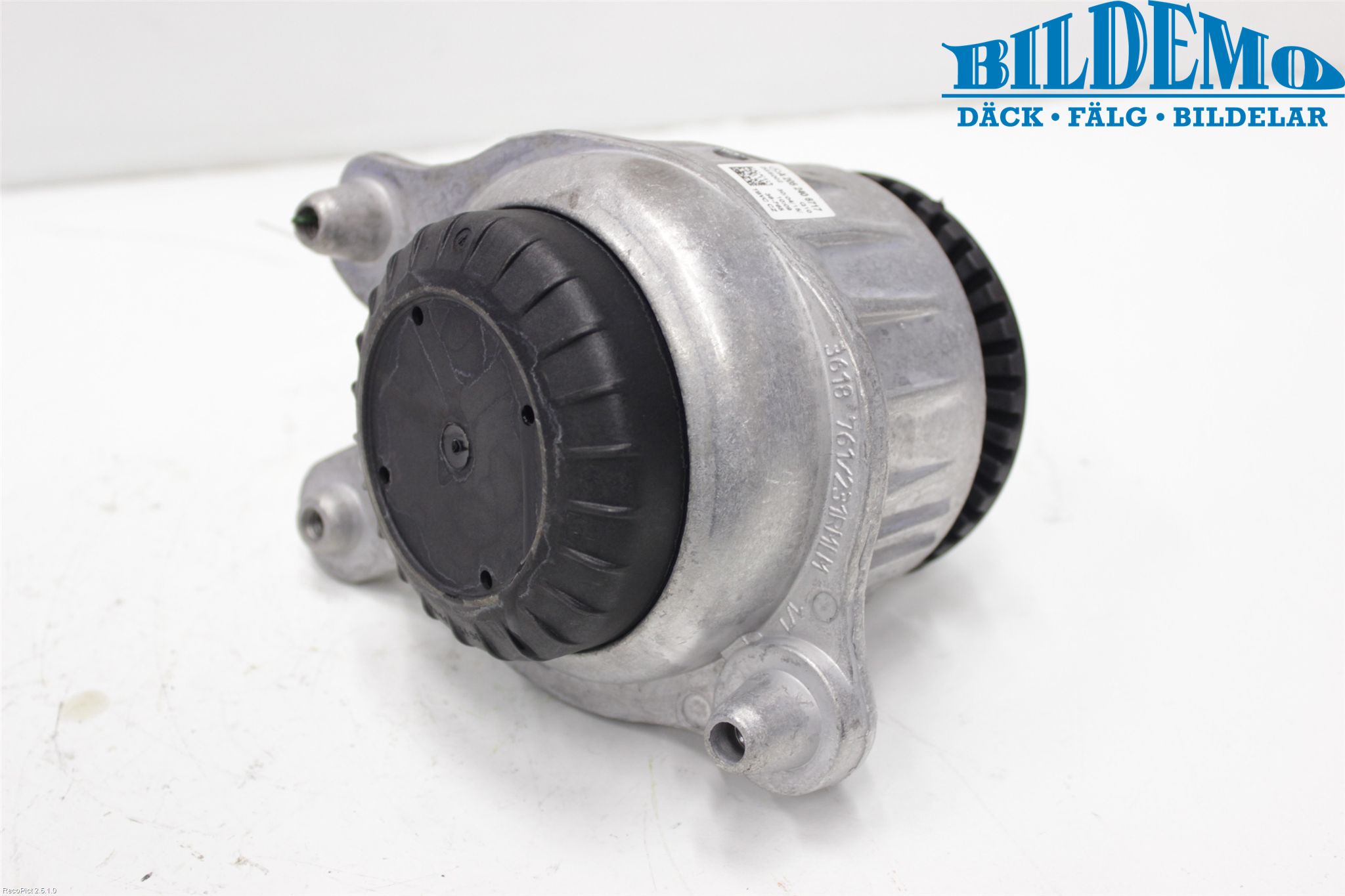 Mercedes-Benz MB C-KLASS (W205) 14-21 Motor Feste Gummi