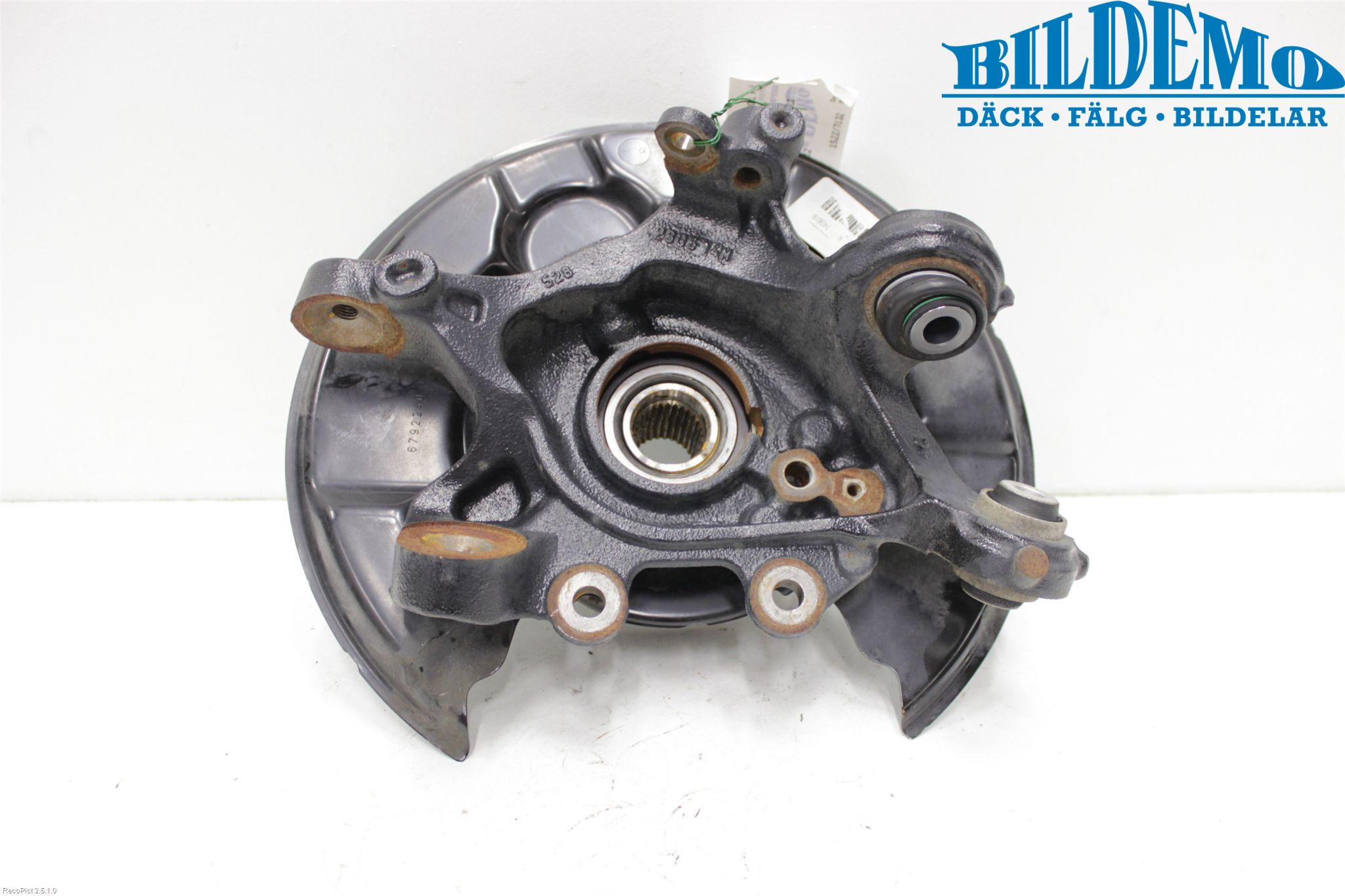 BMW 1 F20/F21 11-19 Spindel Hb
