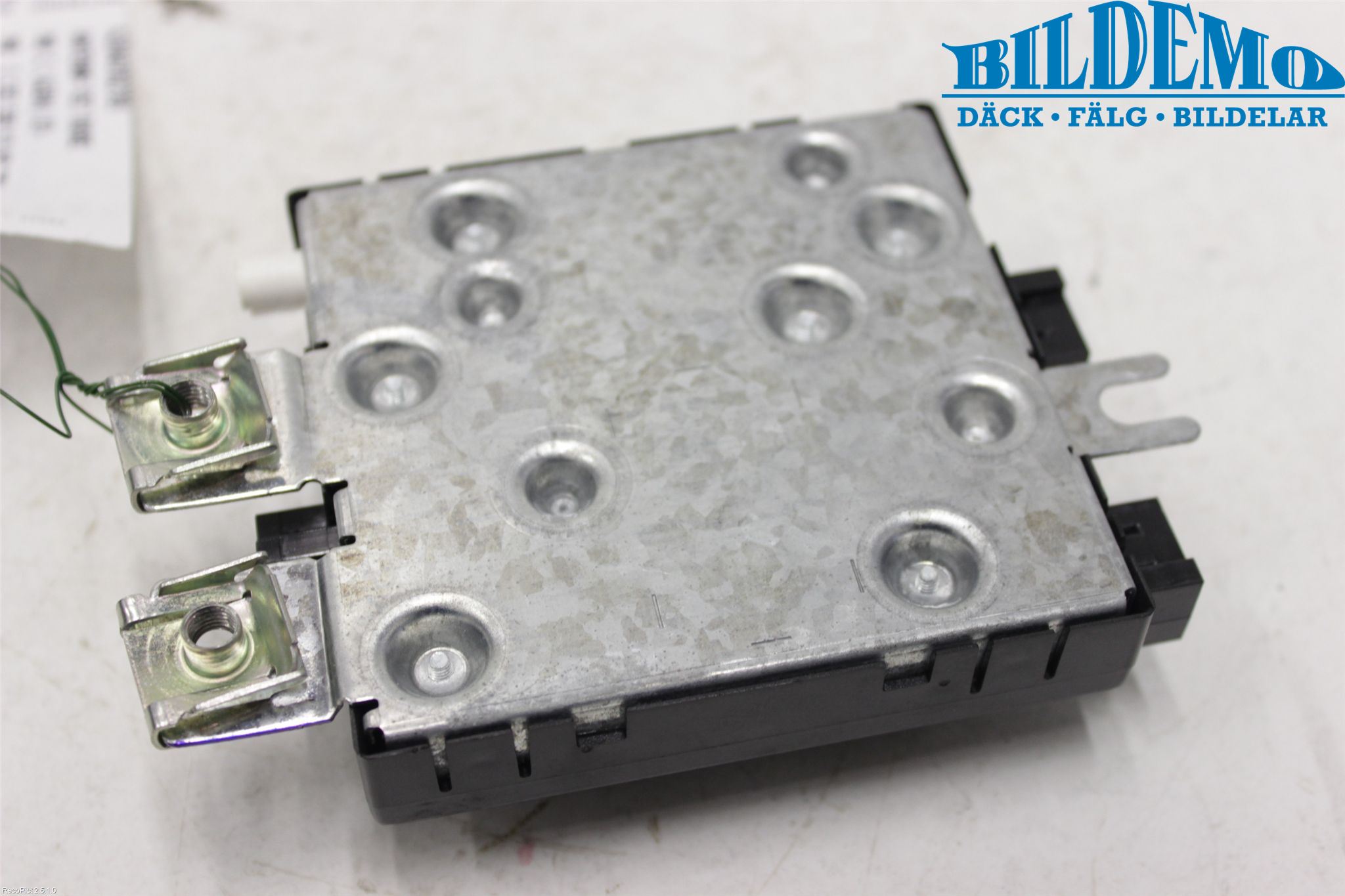 Mercedes-Benz MB C-KLASS (W204) 07-15 Stereo Antenneforsterker