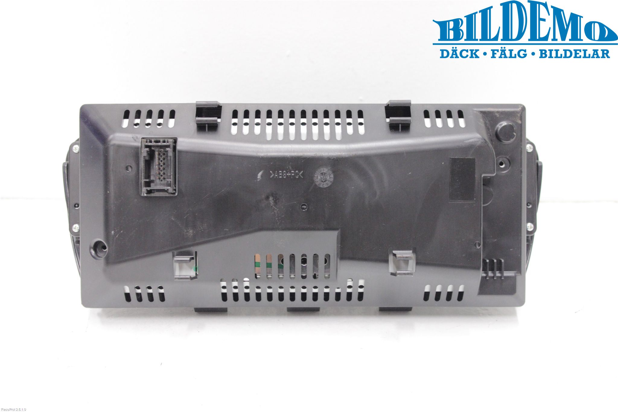 BMW 5 E60/61 Sed/Tou 02-10 Instr Skjerm Dvd-Gps-Ac-Tlf