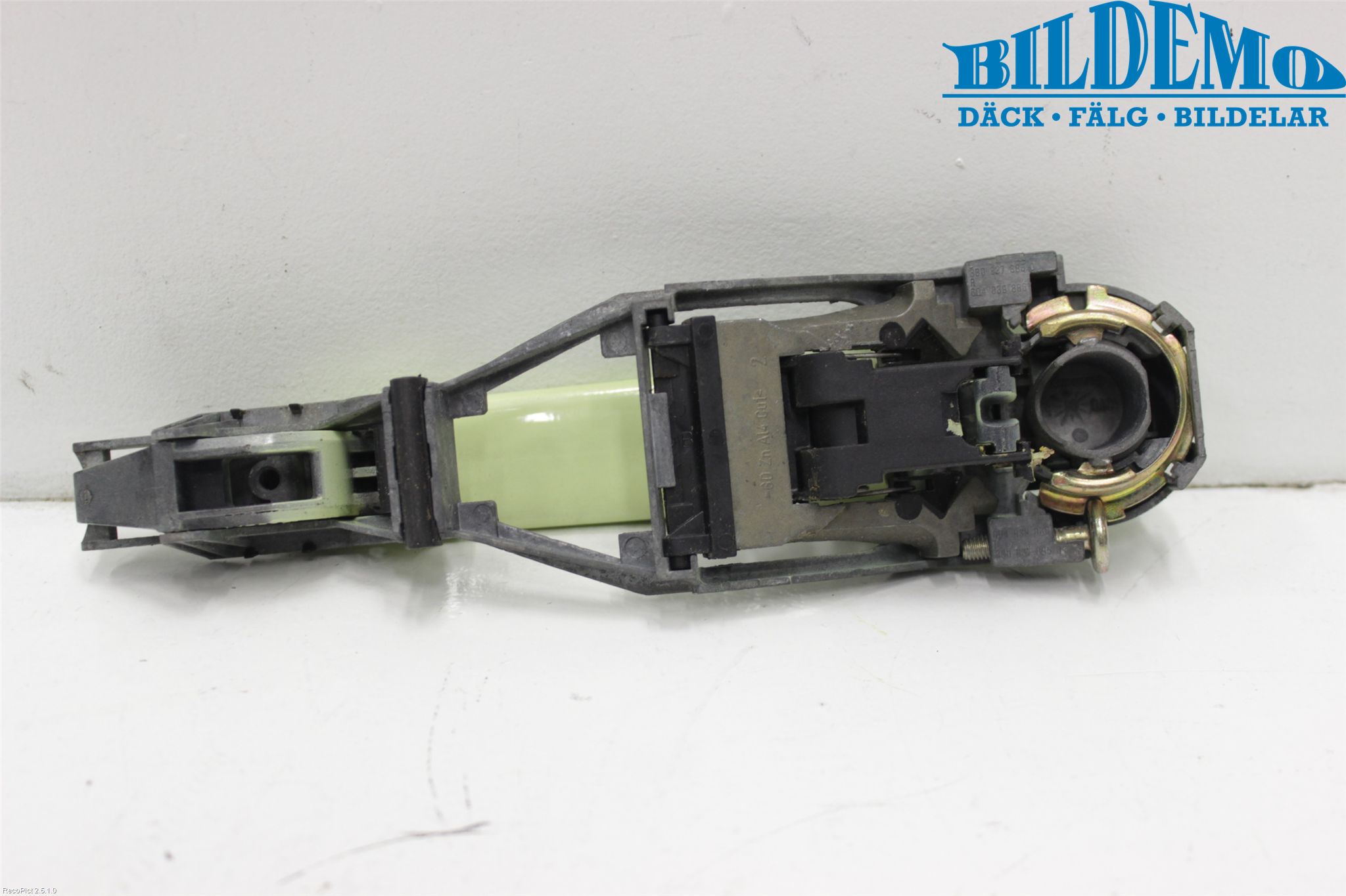 Volkswagen VW POLO 05-09 Dørhandtak Ytre Venstre