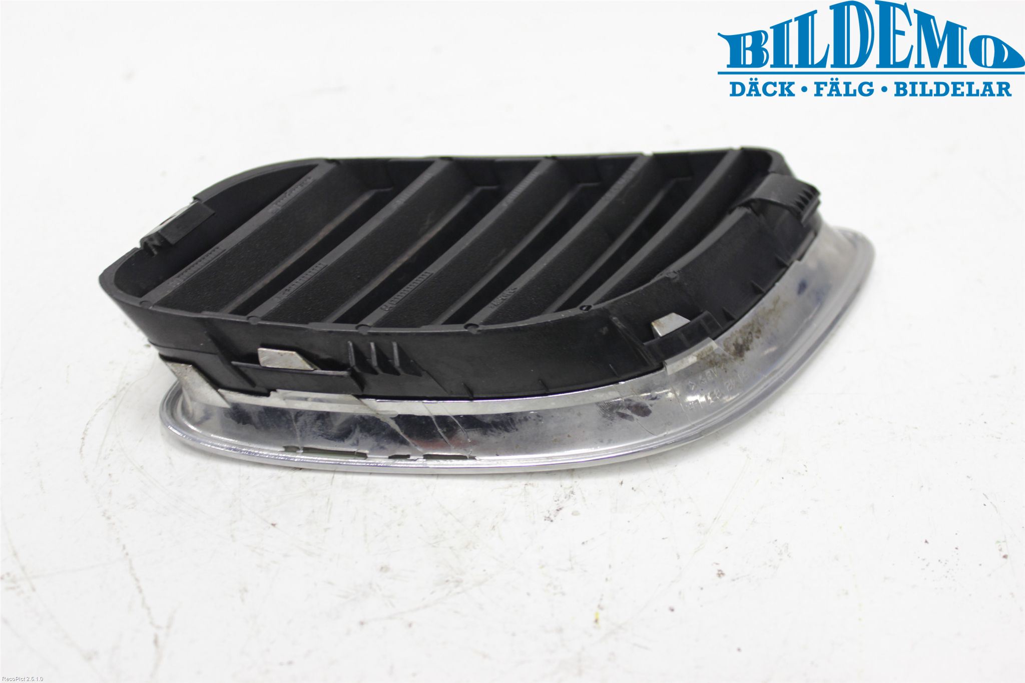 Saab 9-5 -05 Grilldel Venstre