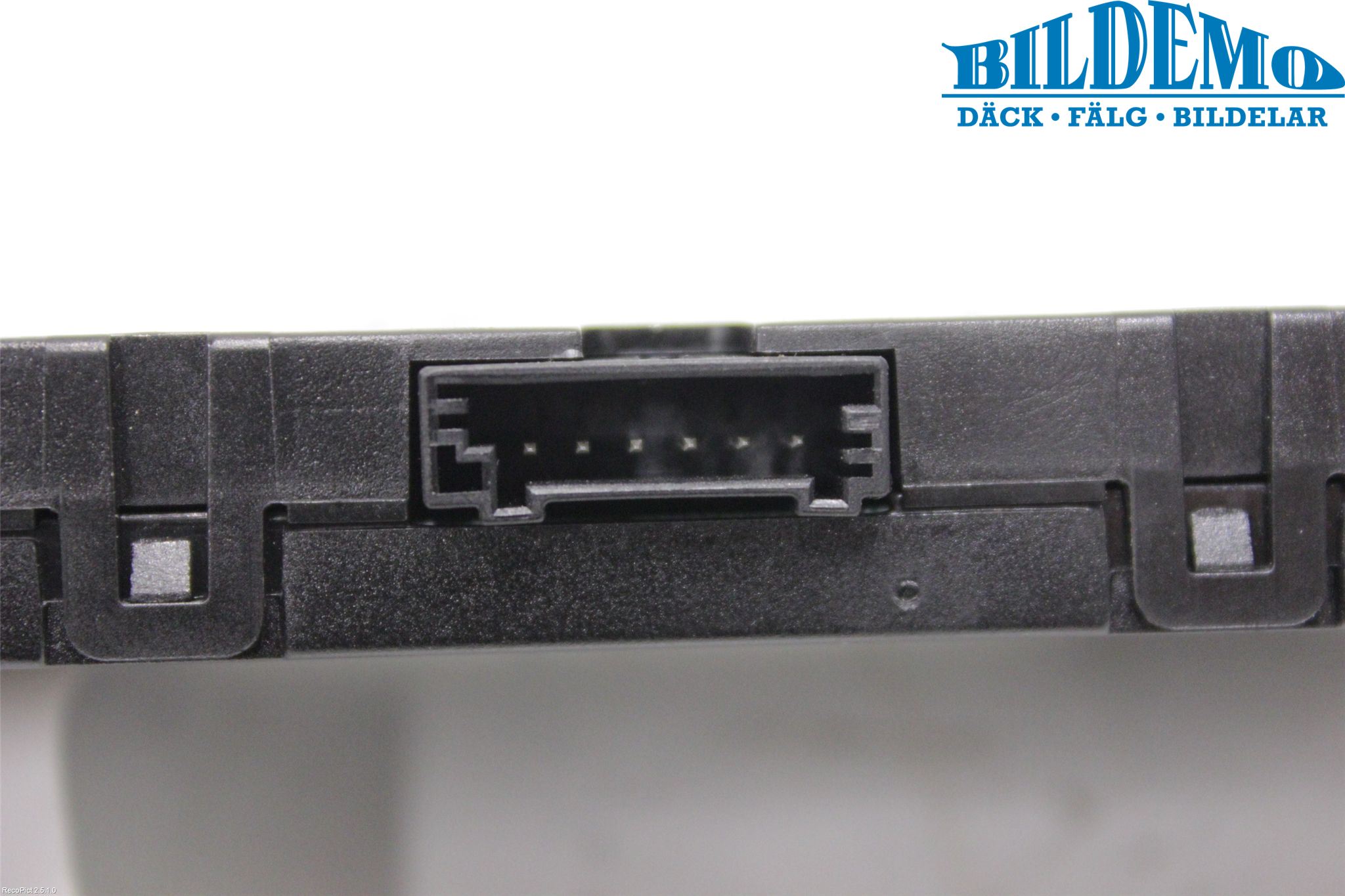 BMW X1 E84 10-15 Stereo Antenneforsterker