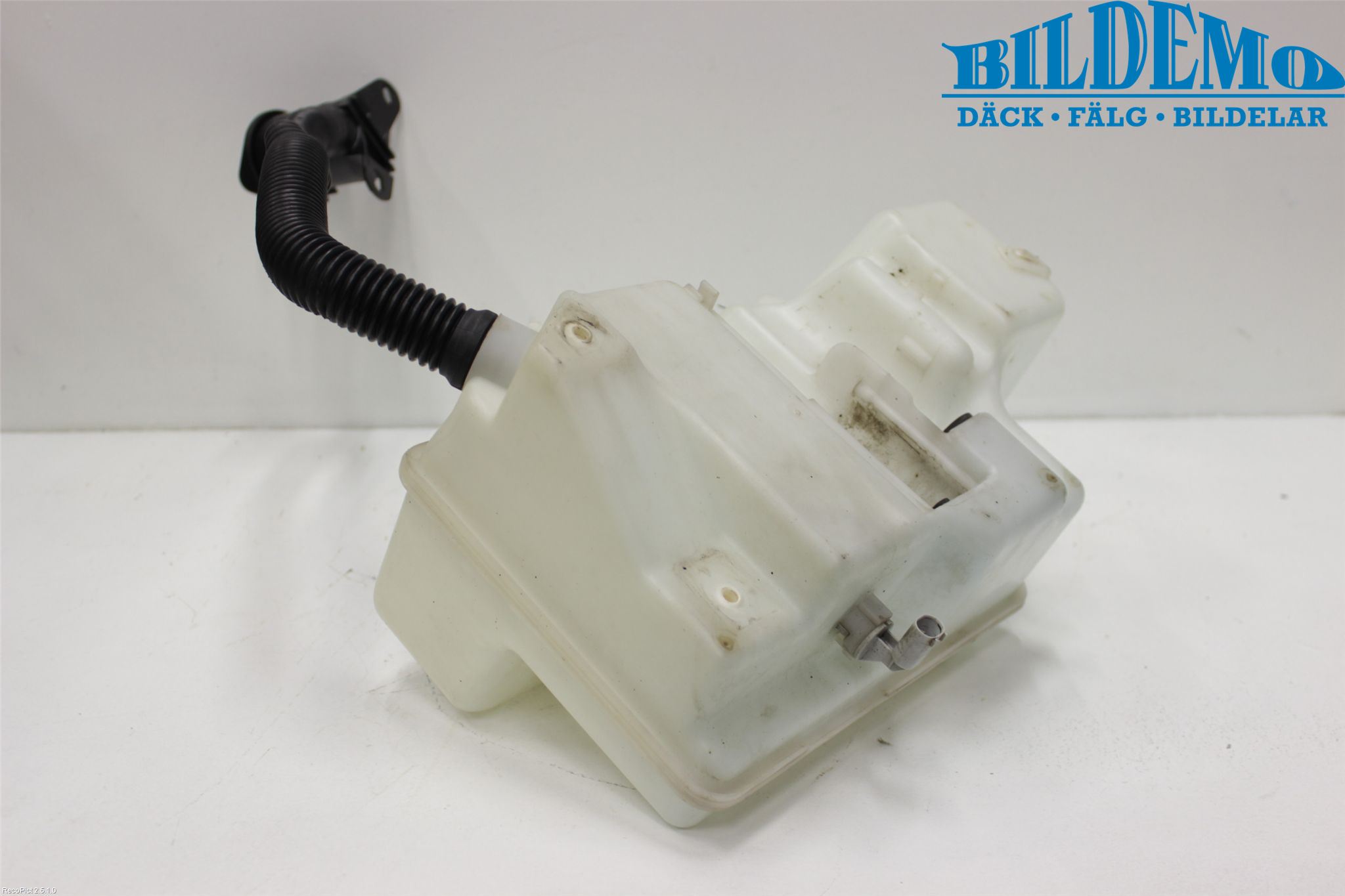 BMW 7 E65/66    00-08 Spylerbeholder Frontrute-Lykte