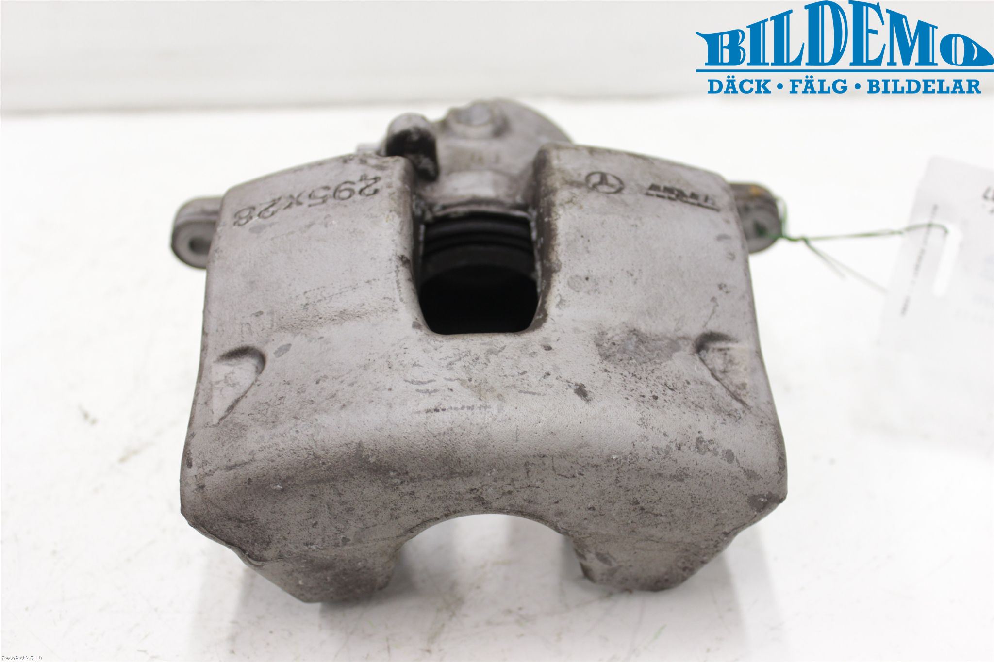 Mercedes-Benz MB E-KLASS (W212) 09-16 Bremsecaliper Foran Høyre