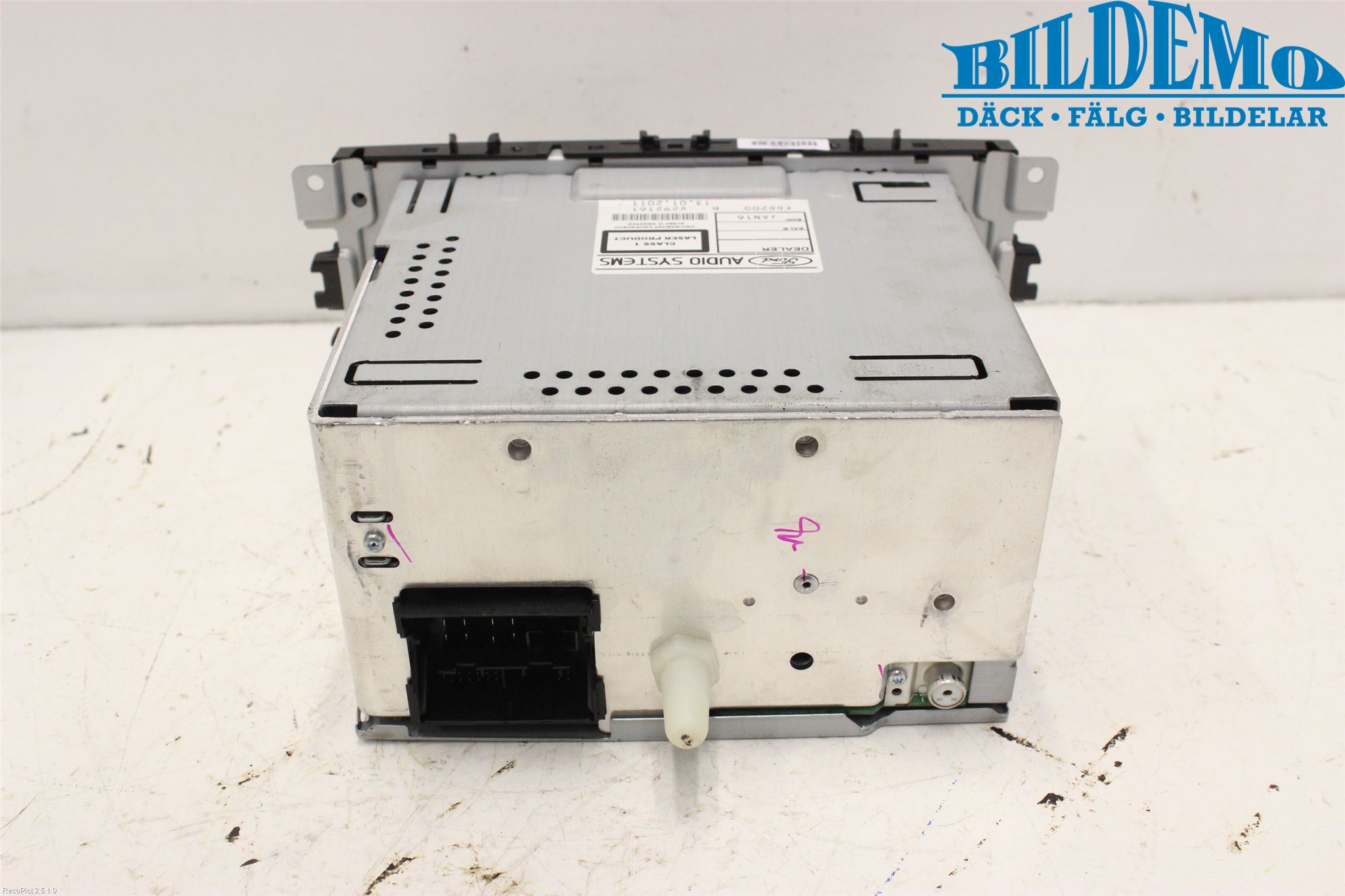 Ford FOCUS 08-11 Stereo Radio Med Cd