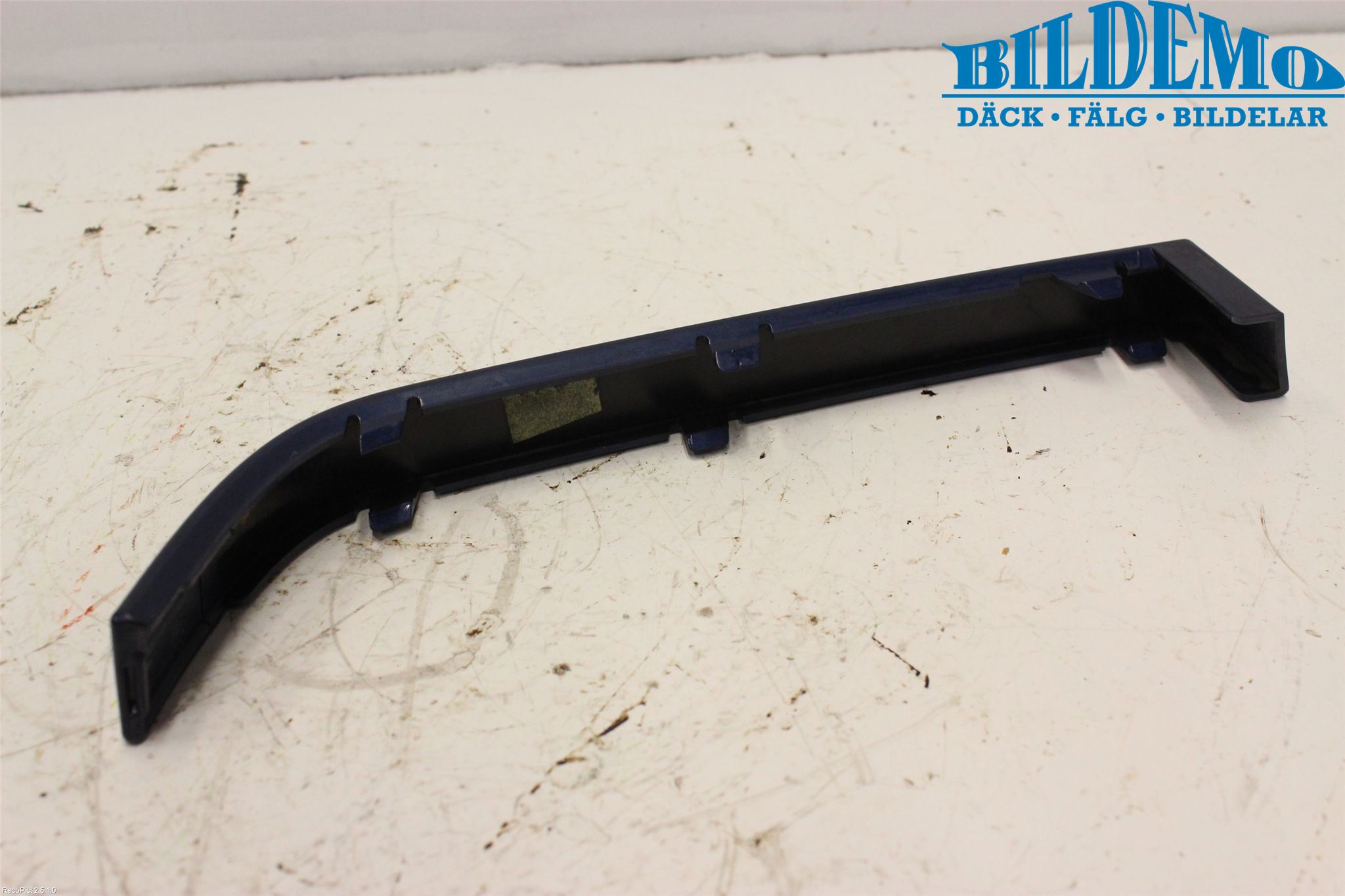 BMW 3 E46      98-05 Baklykt Omramming