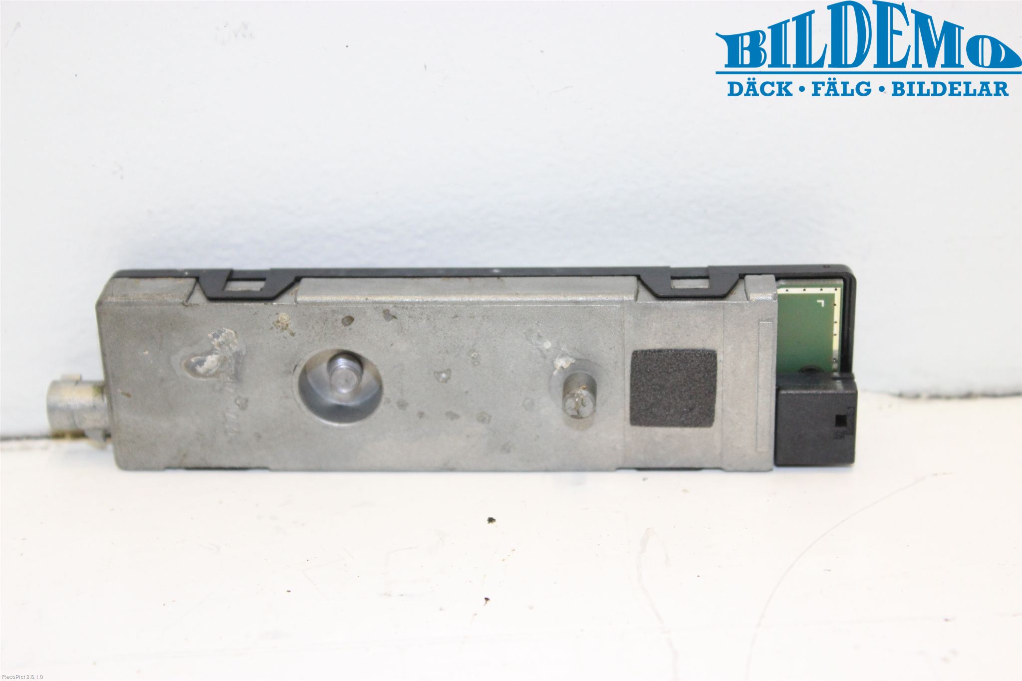 Mercedes-Benz MB E-KLASS (W212) 09-16 Stereo Antenneforsterker