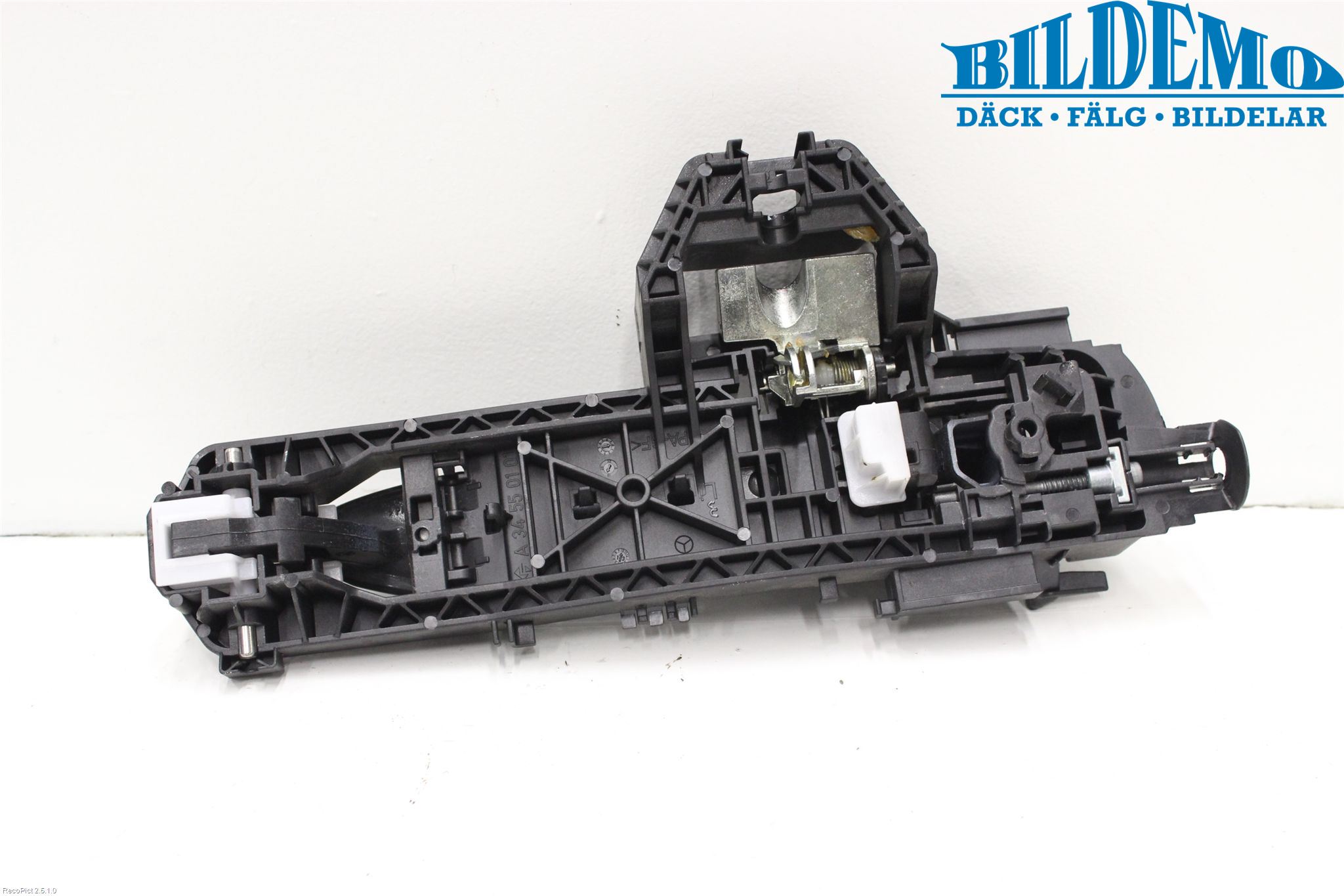 Mercedes-Benz MB E-KLASS (W212) 09-16 Dørhandtak Ytre Venstre