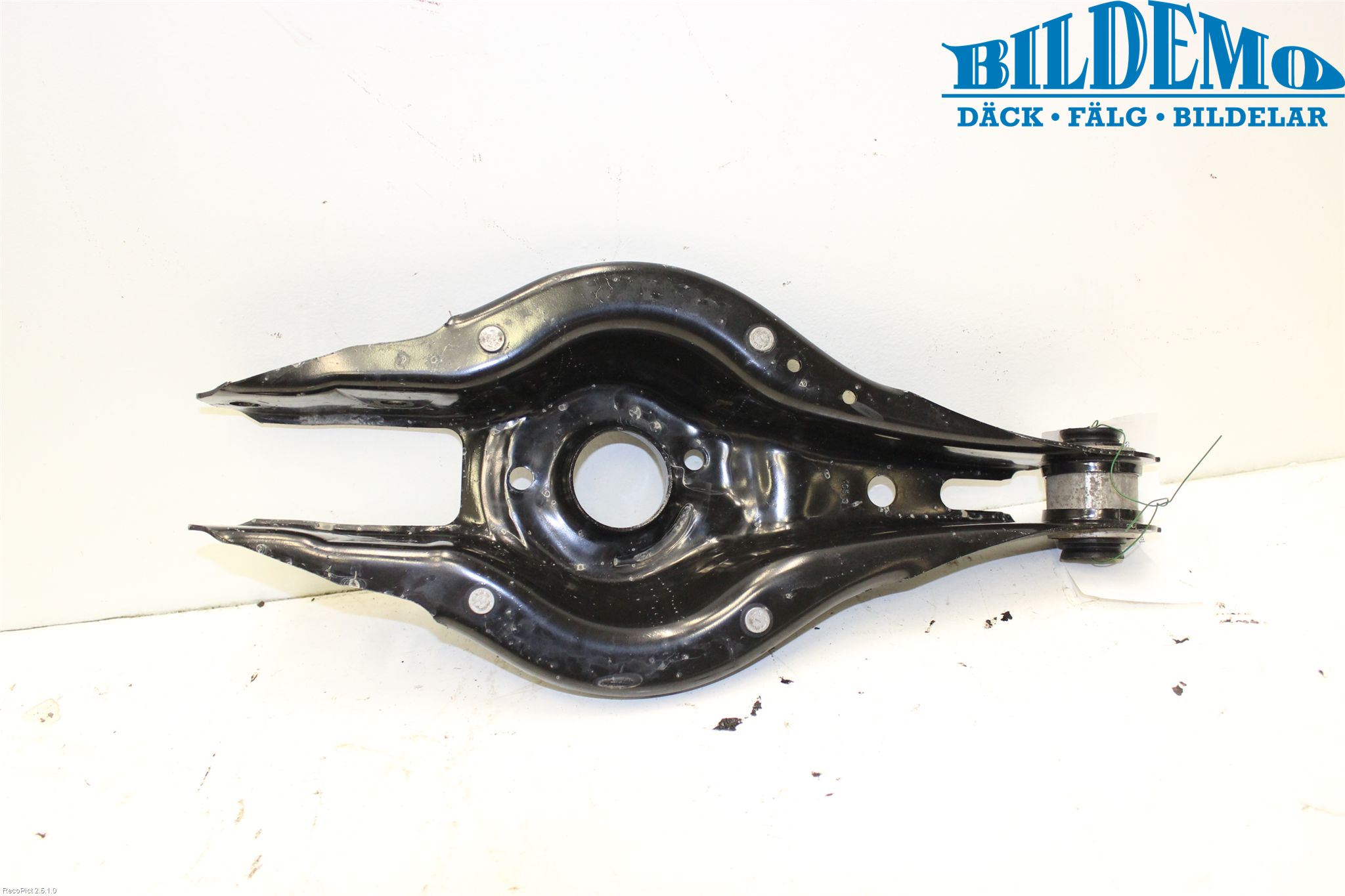 BMW 3 F30/F31/F80 12-19 Bærearm Bak Høyre