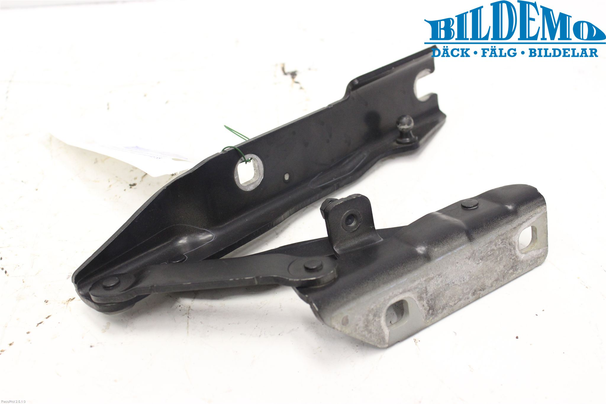 BMW 5 E60/61 Sed/Tou 02-10 Panser Hengsel - Hengsler