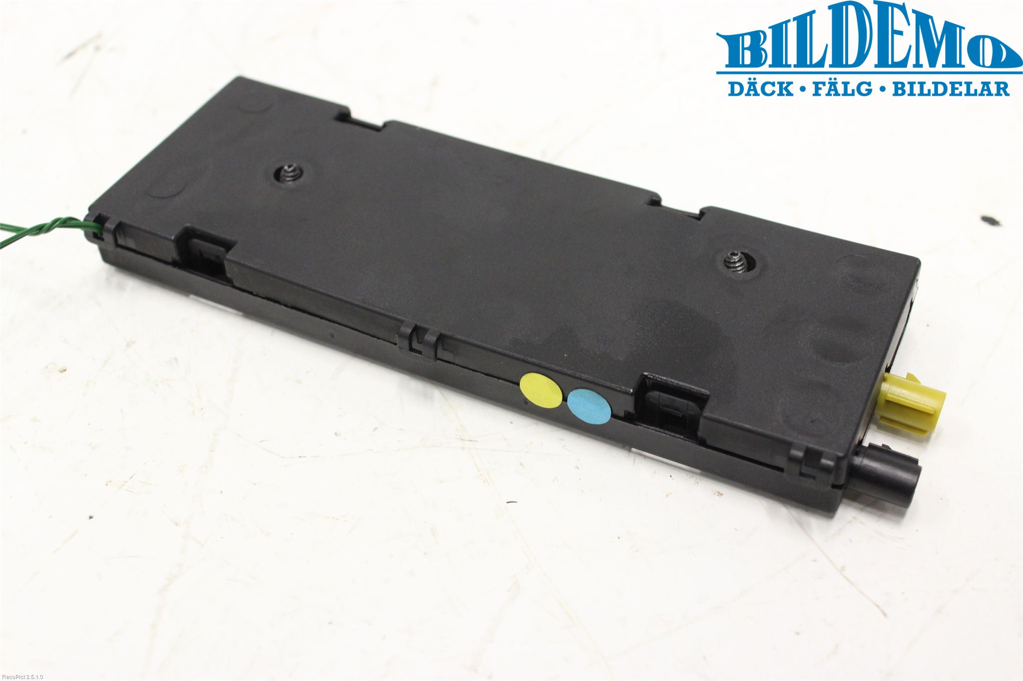 BMW 1 E87/81 5D/3D 03-11 Stereo Antenneforsterker