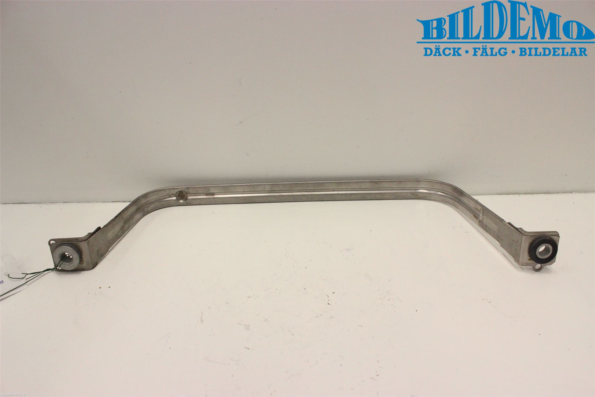 Mercedes-Benz MB C-KLASS (W205) 14-21 Drivstofftank Bånd-Feste