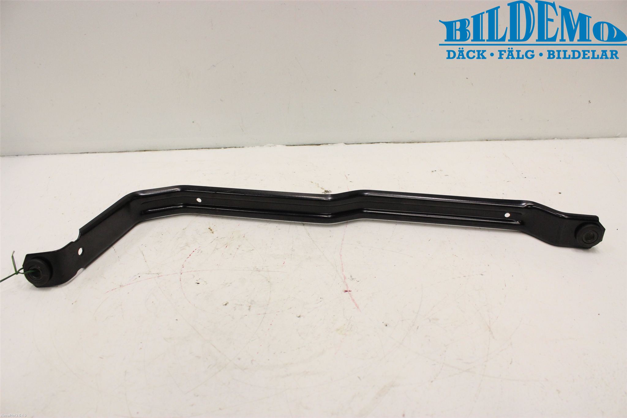 BMW 1 F20/F21 11-19 Drivstofftank Bånd-Feste