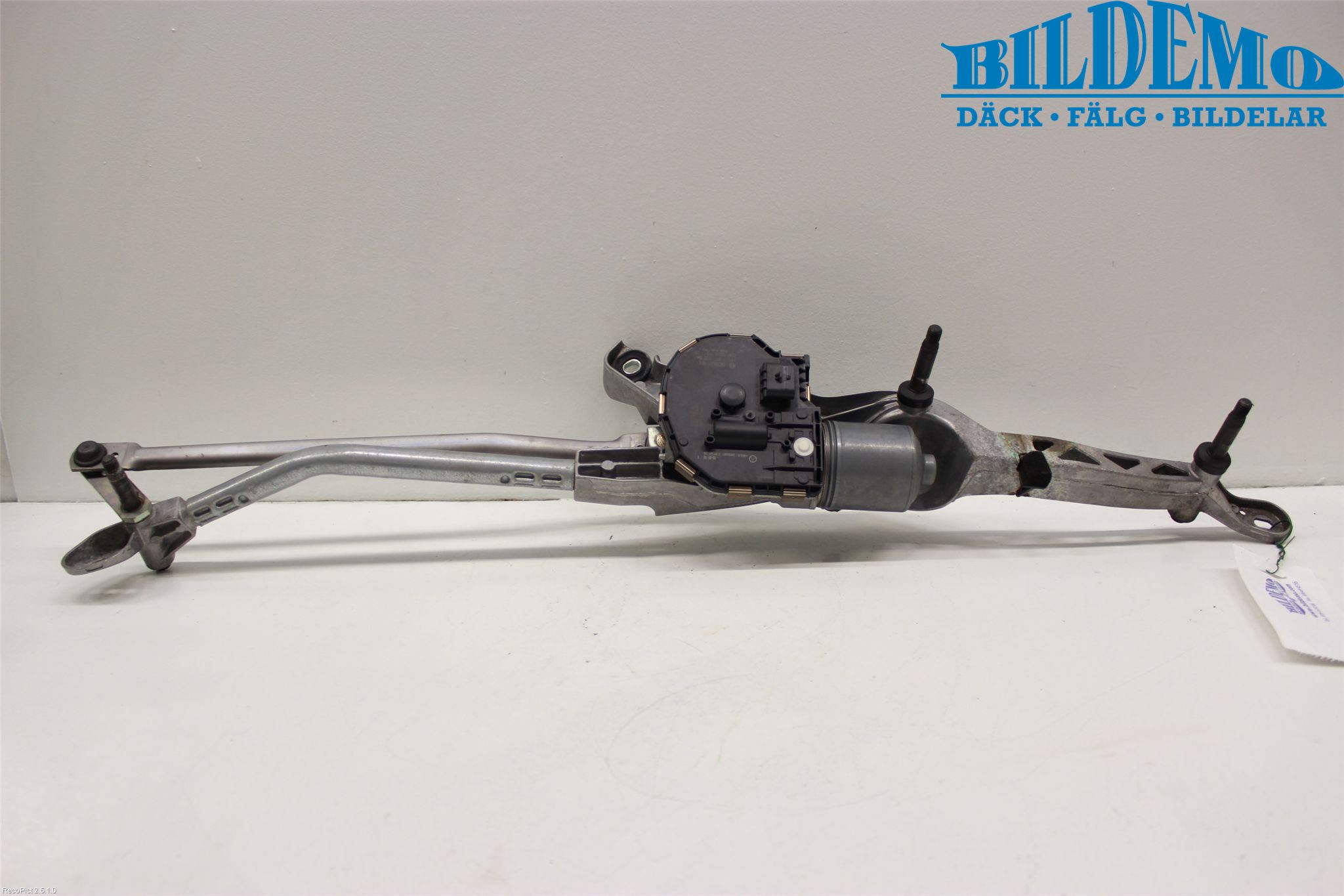 Mercedes-Benz MB C-KLASS (W204) 07-15 Viskermotor Frontrute