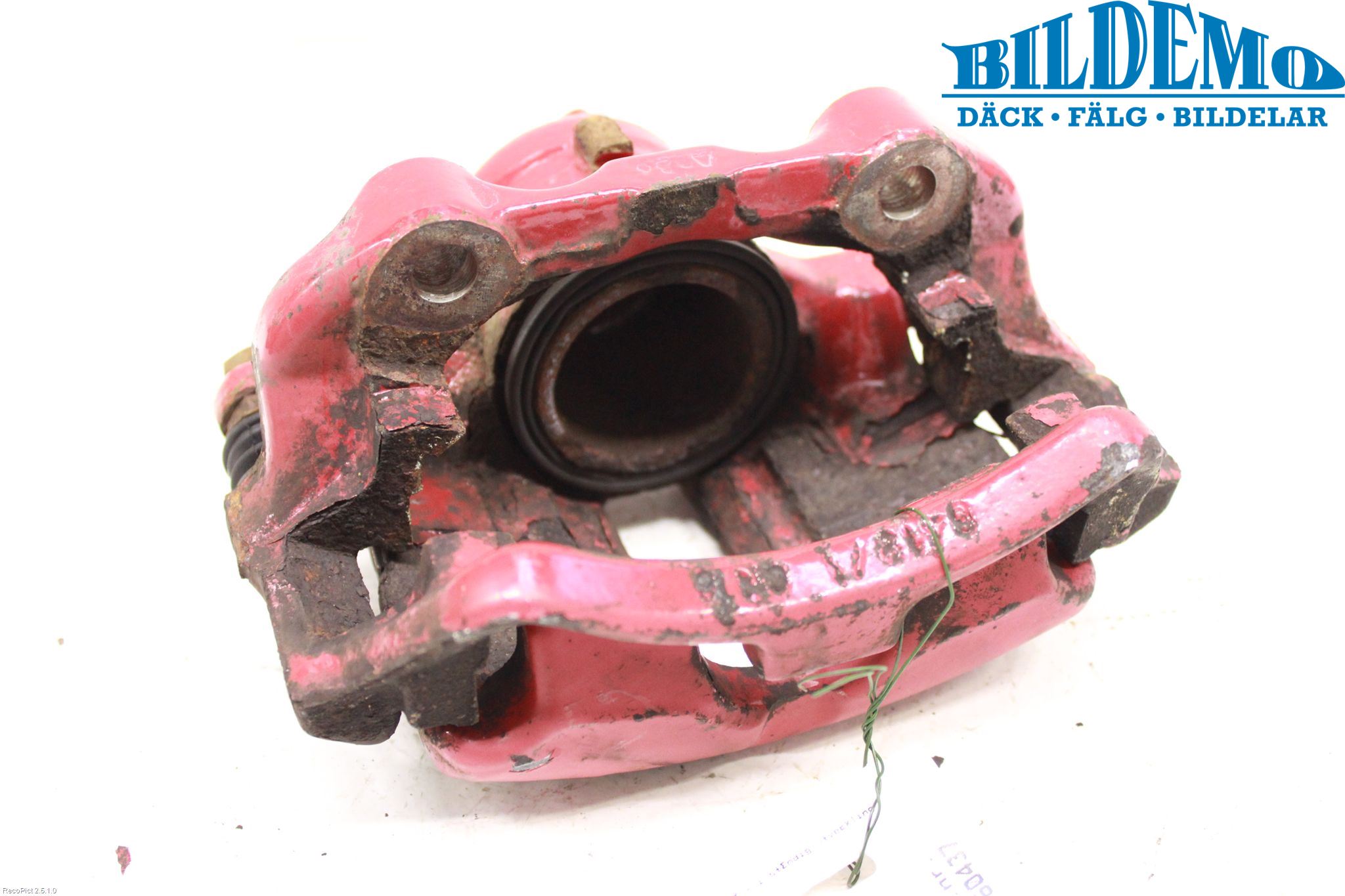 Volkswagen VW POLO 95-01 Bremsecaliper Foran Høyre