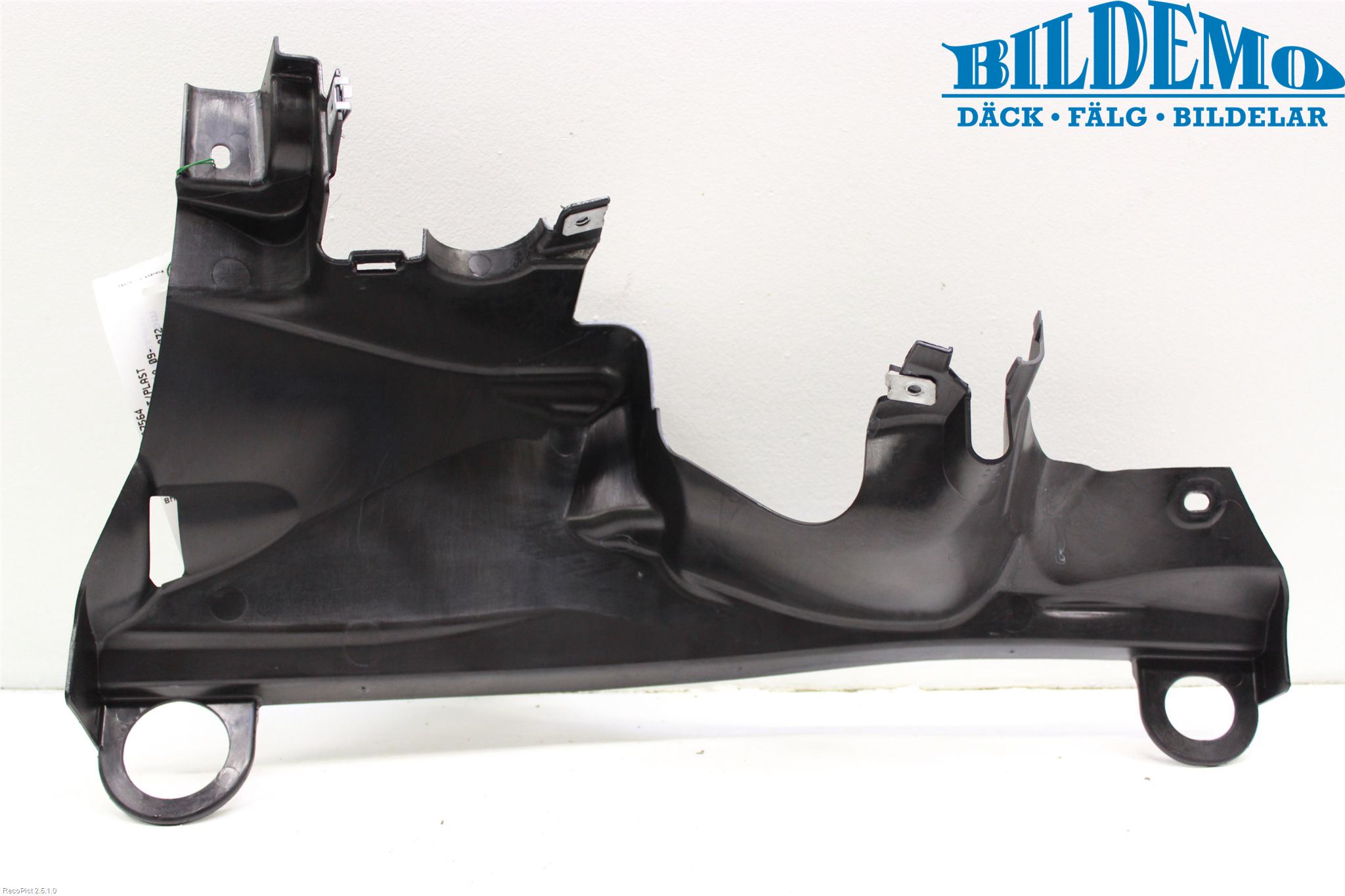 BMW 5 F10/F11/F18 09-17 Bunnplate U Motor-Gear-Dørk