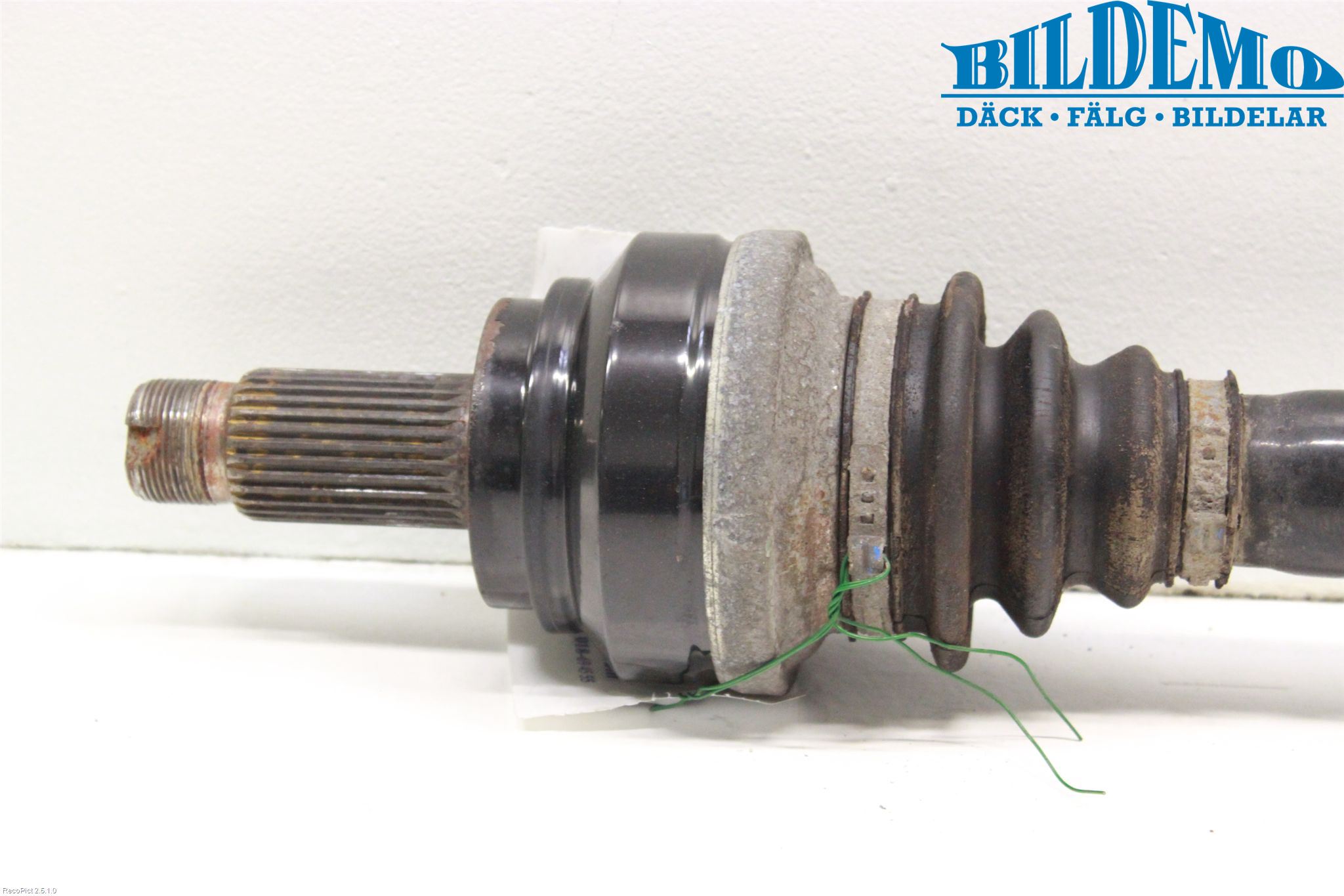 BMW 5 F10/F11/F18 09-17 Drivaksel Bak Kompl Høyre
