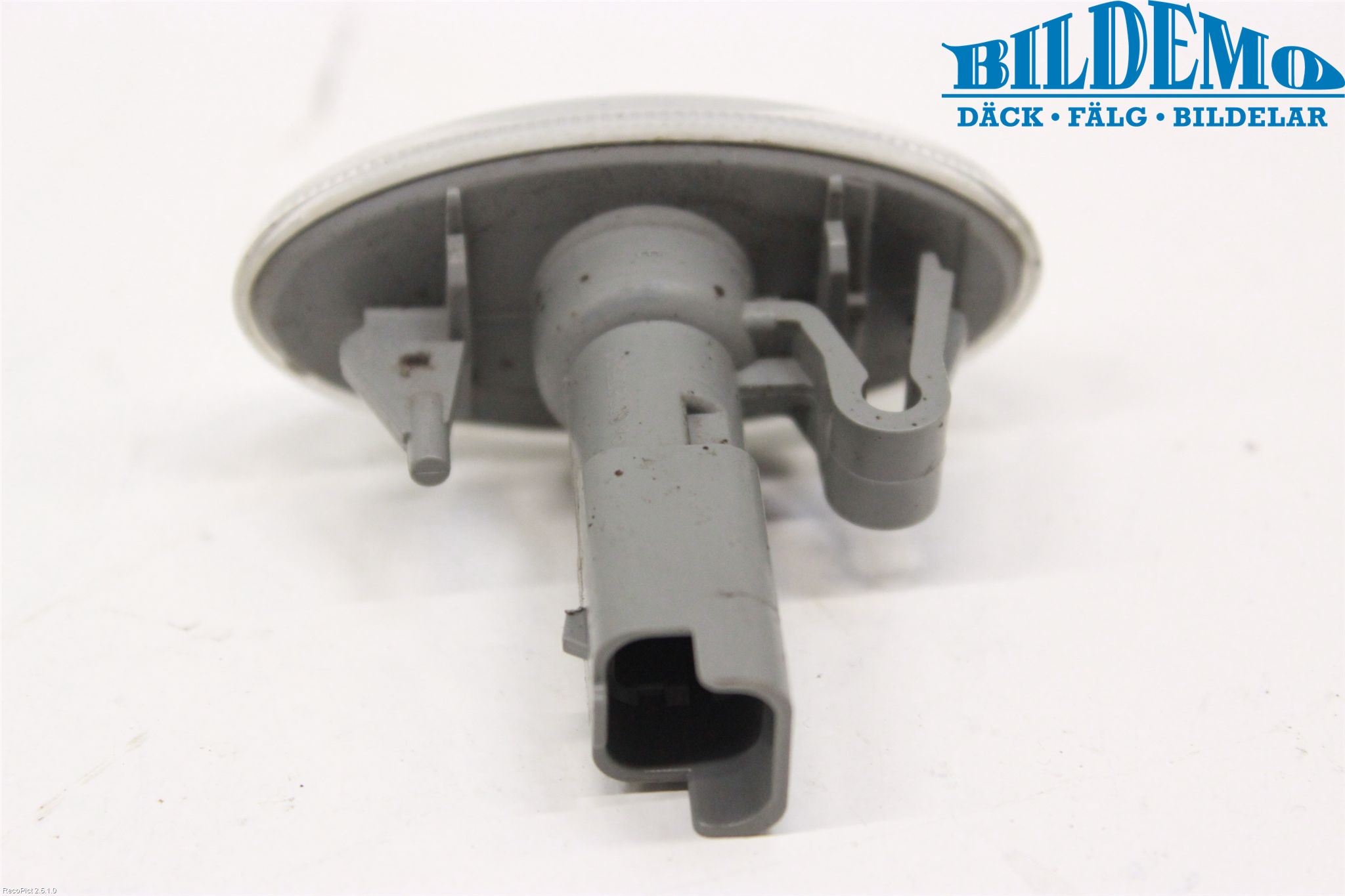 Peugeot 307     05-08 Blinklykt Side Venstre