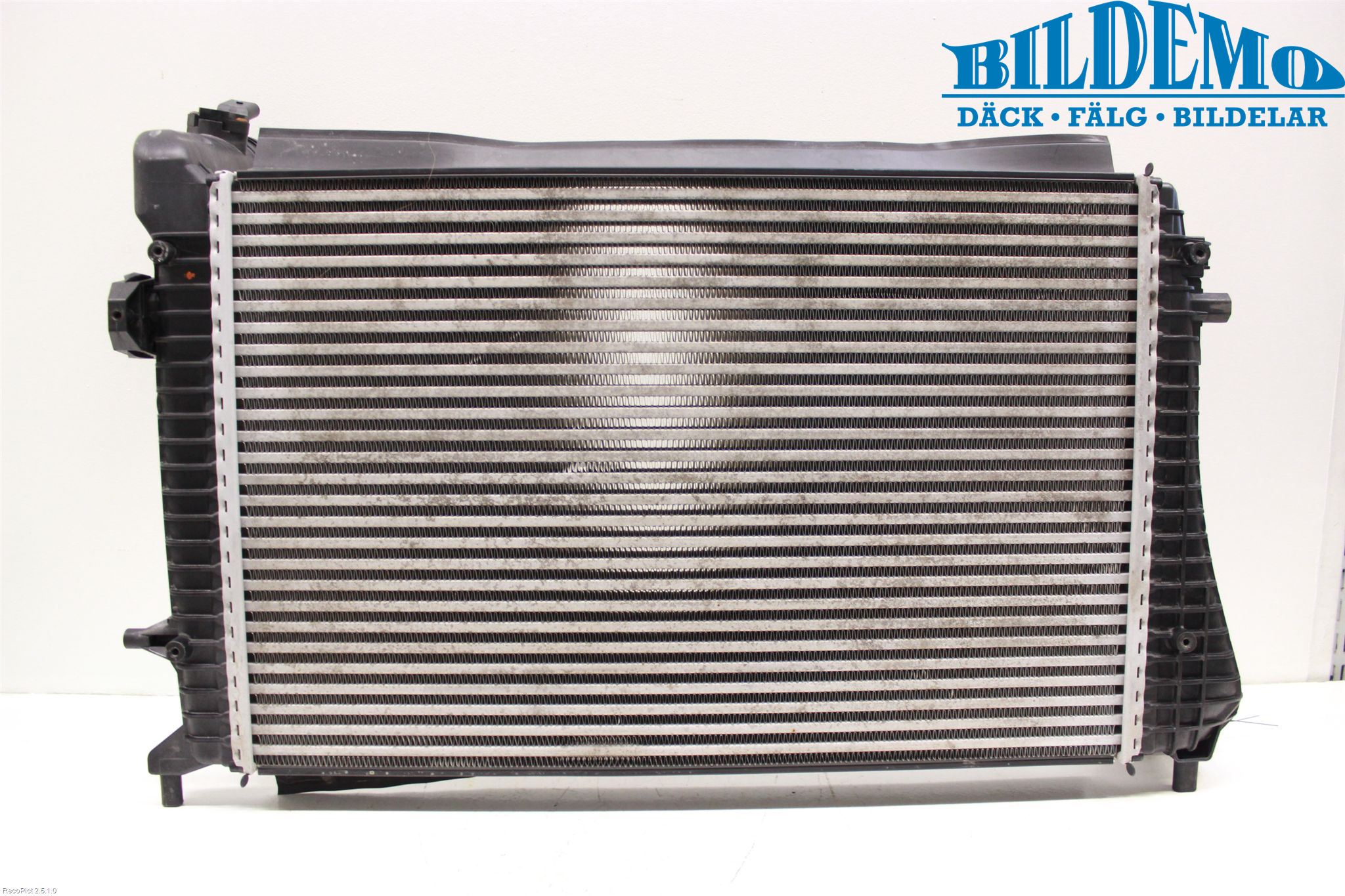 Volkswagen VW PASSAT 05-11 Intercooler Radiator