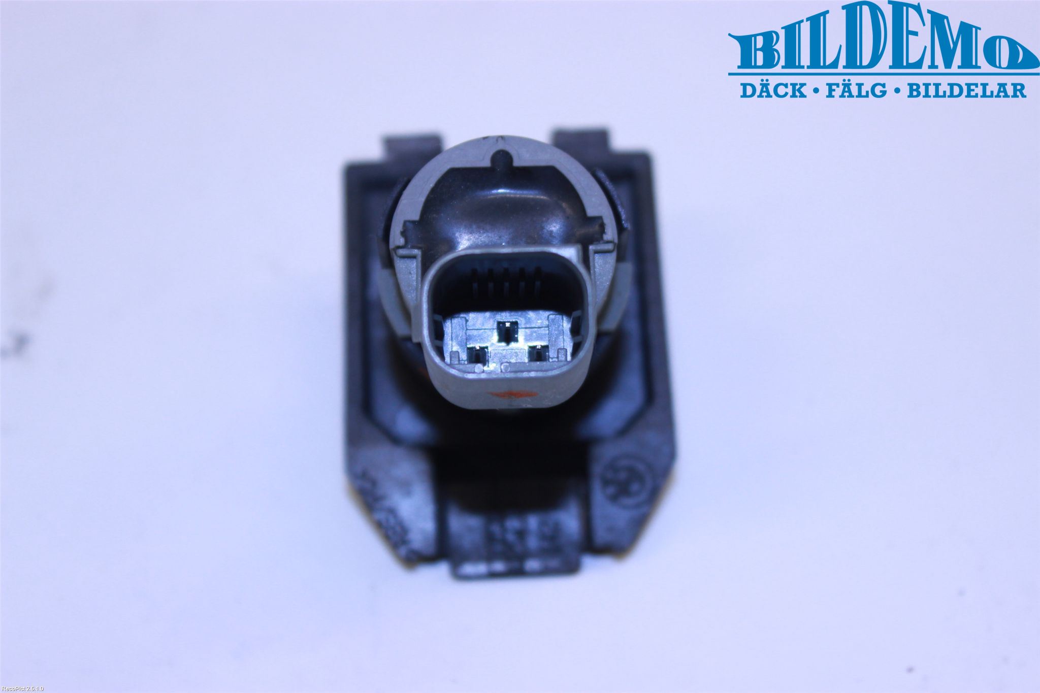 BMW 7 E65/66    00-08 Sensor Parkering Front