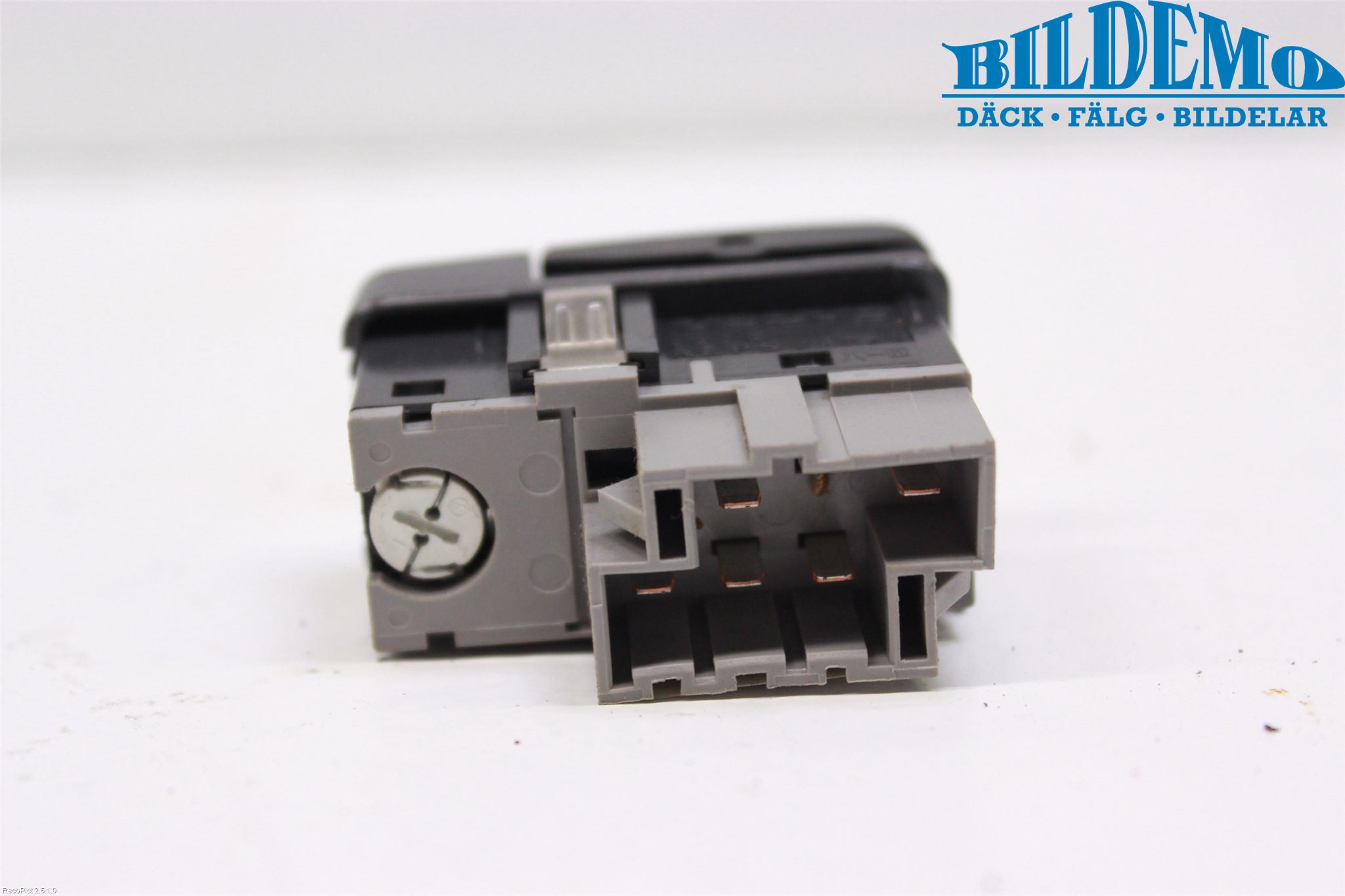 Volvo S70/V70/XC  97-00 Bryter Antispinn