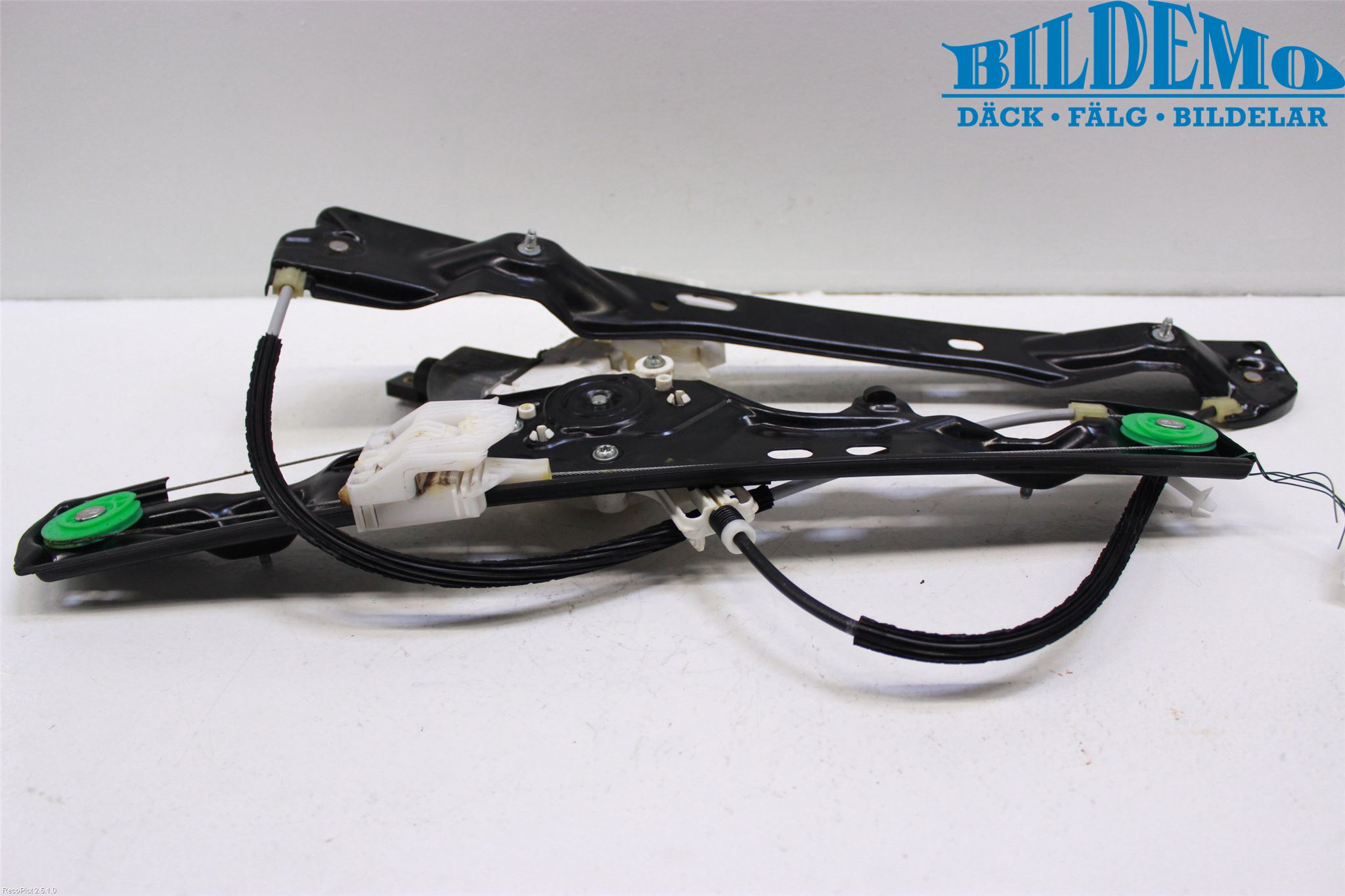 BMW X1 E84 10-15 Vindusheis El Komp