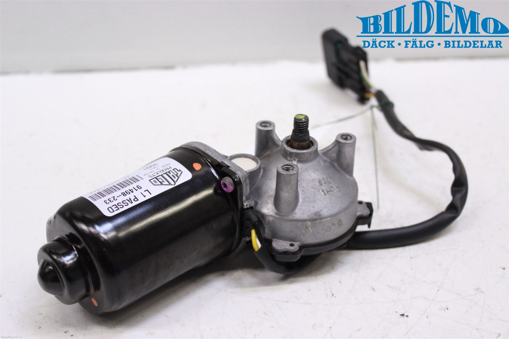 Opel MERIVA A   03-10 Viskermotor Frontrute