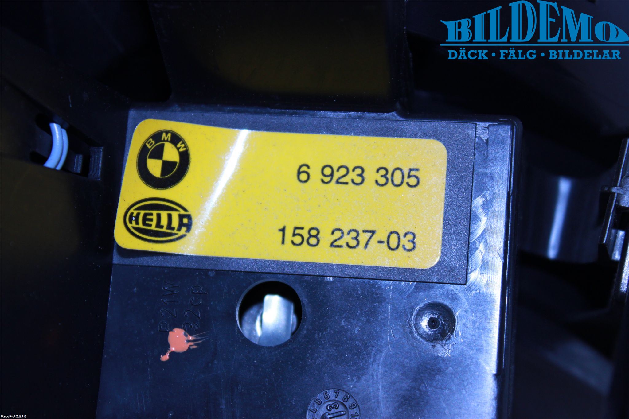 BMW 5 E60/61 Sed/Tou 02-10 Baklykt Venstre