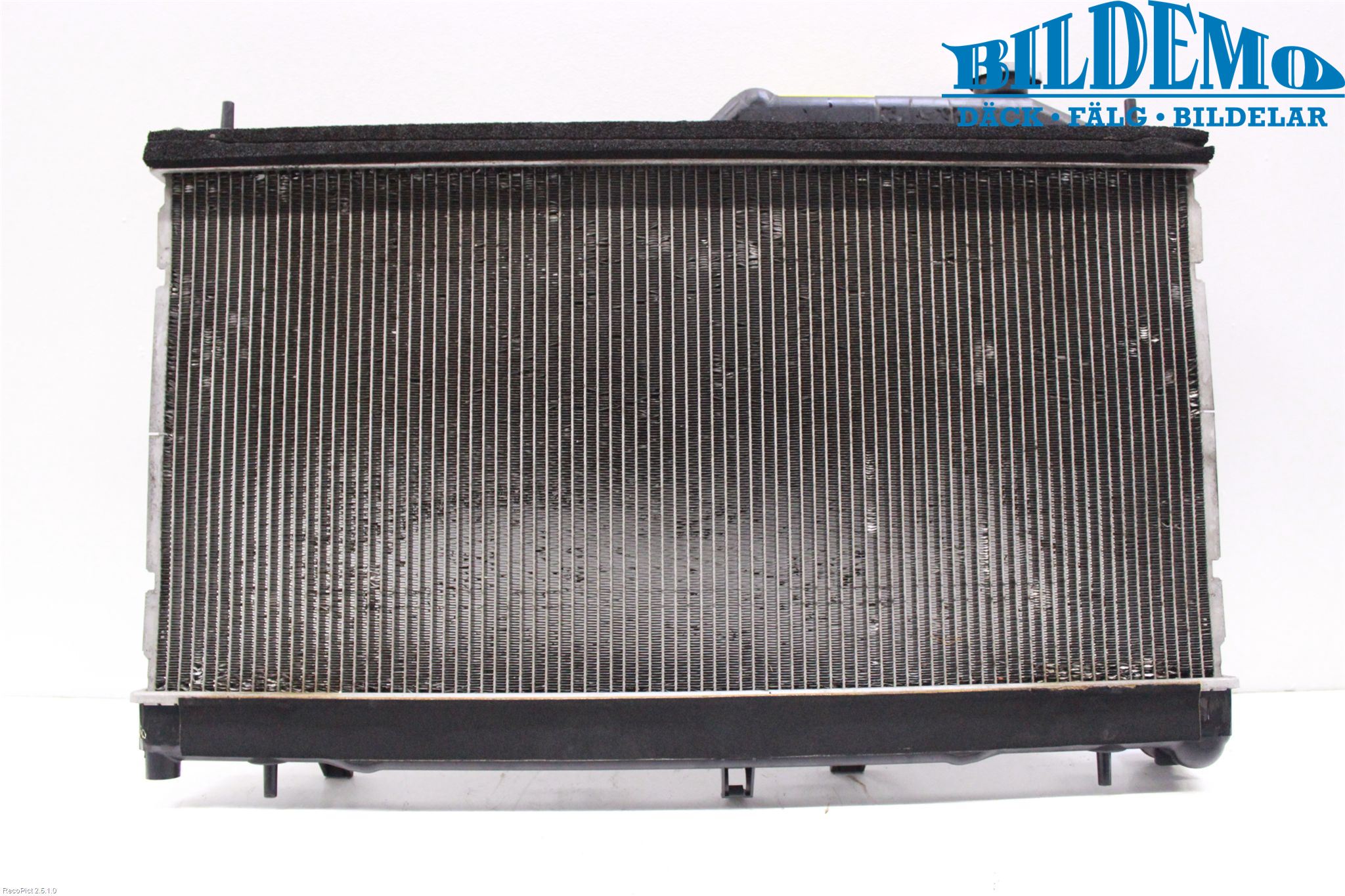 Subaru LEGACY    04-06 Radiator Manuell