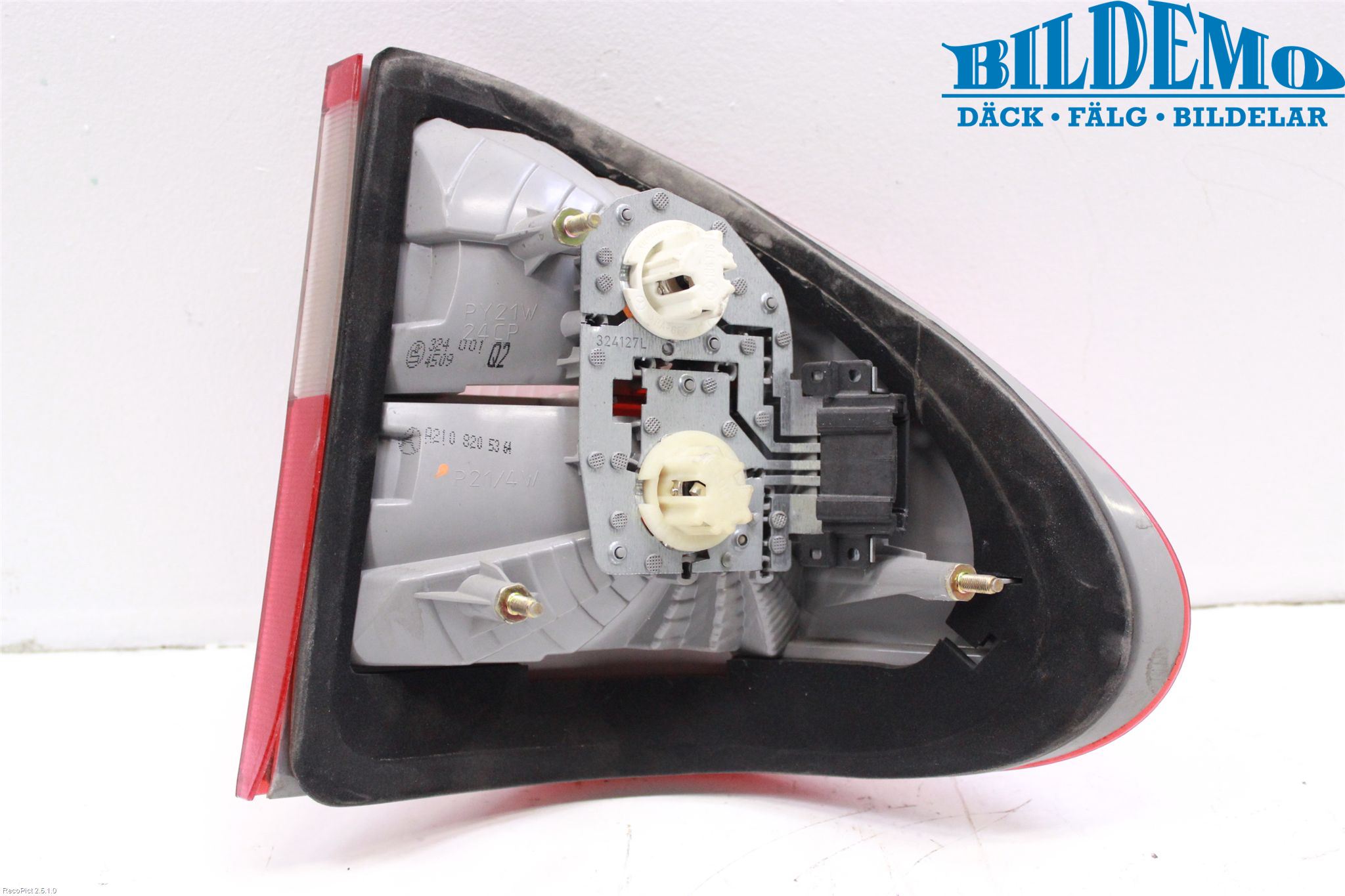 Mercedes-Benz MB E-KLASS (W210) 96-03 Baklykt Venstre