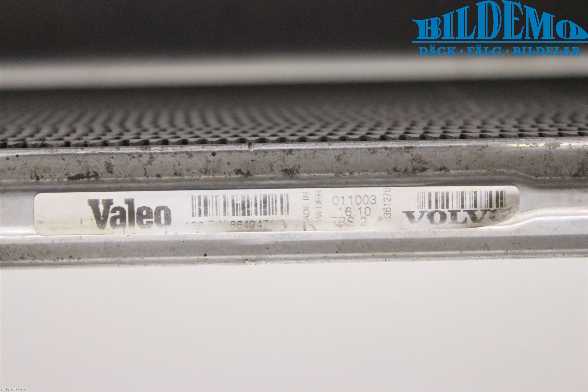Volvo XC70 01-04 Intercooler Radiator