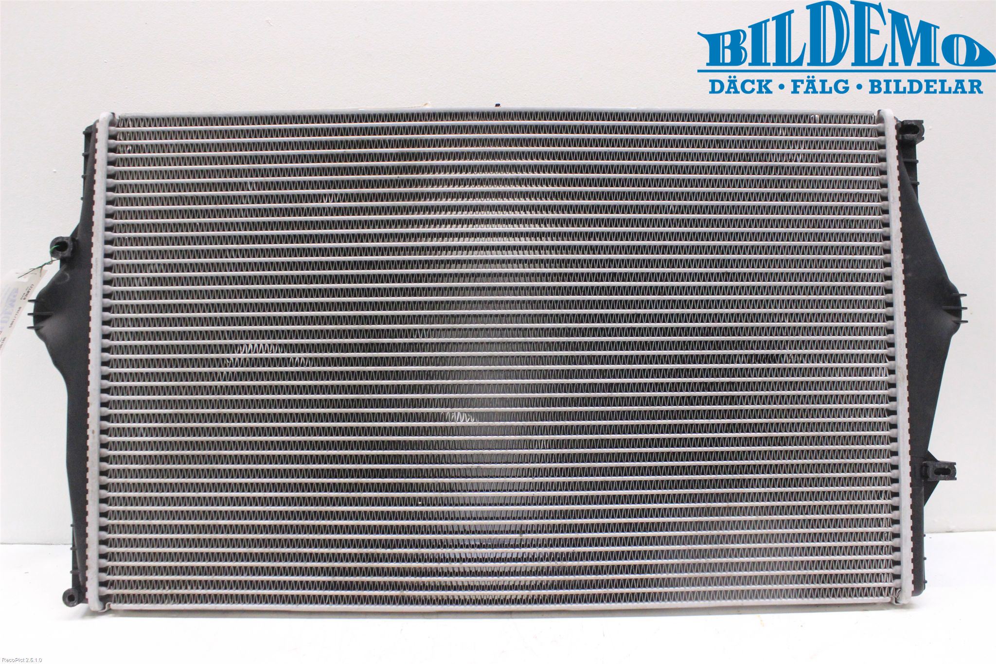 Volvo XC70 01-04 Intercooler Radiator