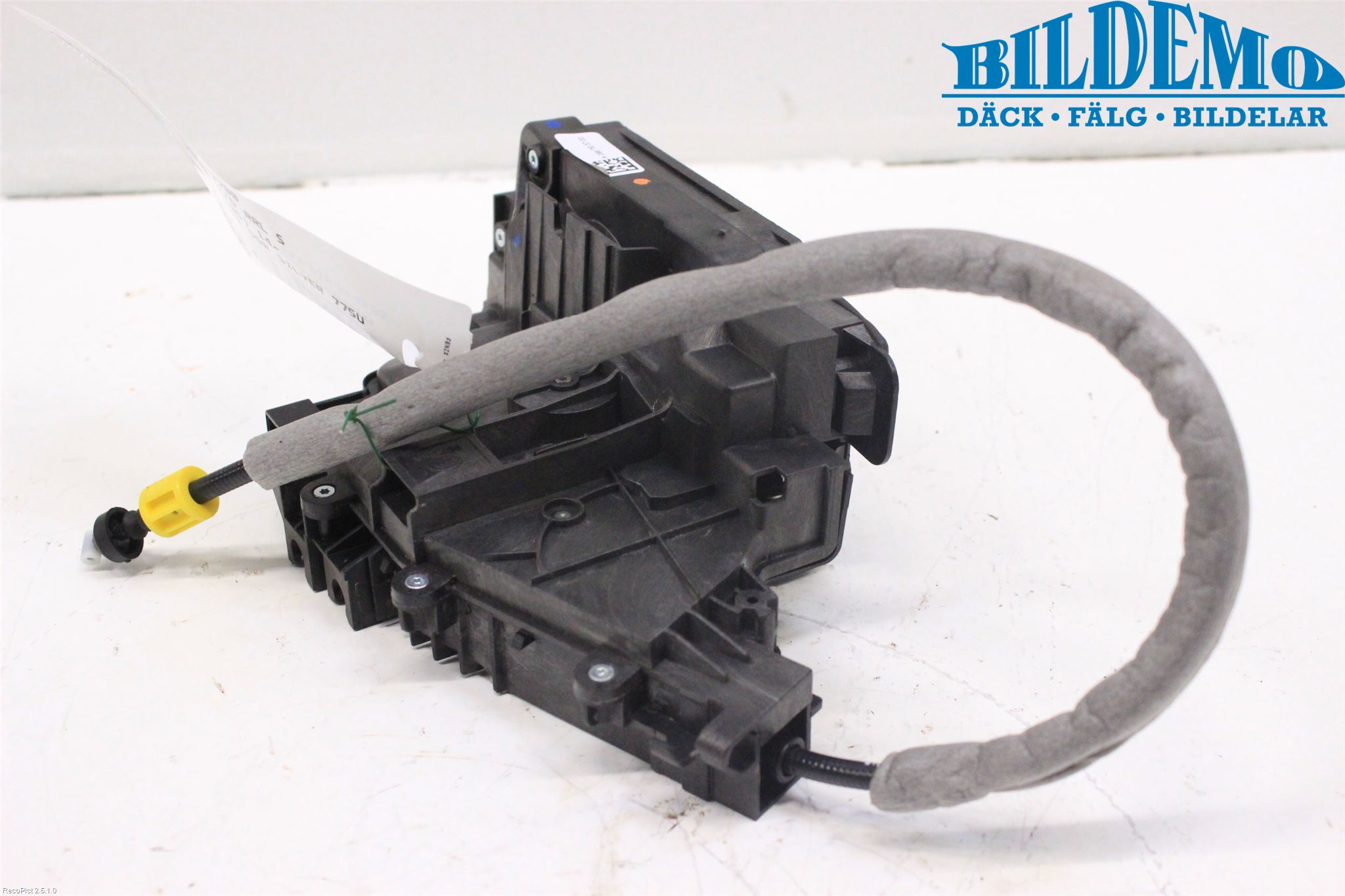 Mercedes-Benz MB C-KLASS (W205) 14-21 Dørlås - Låsekasse