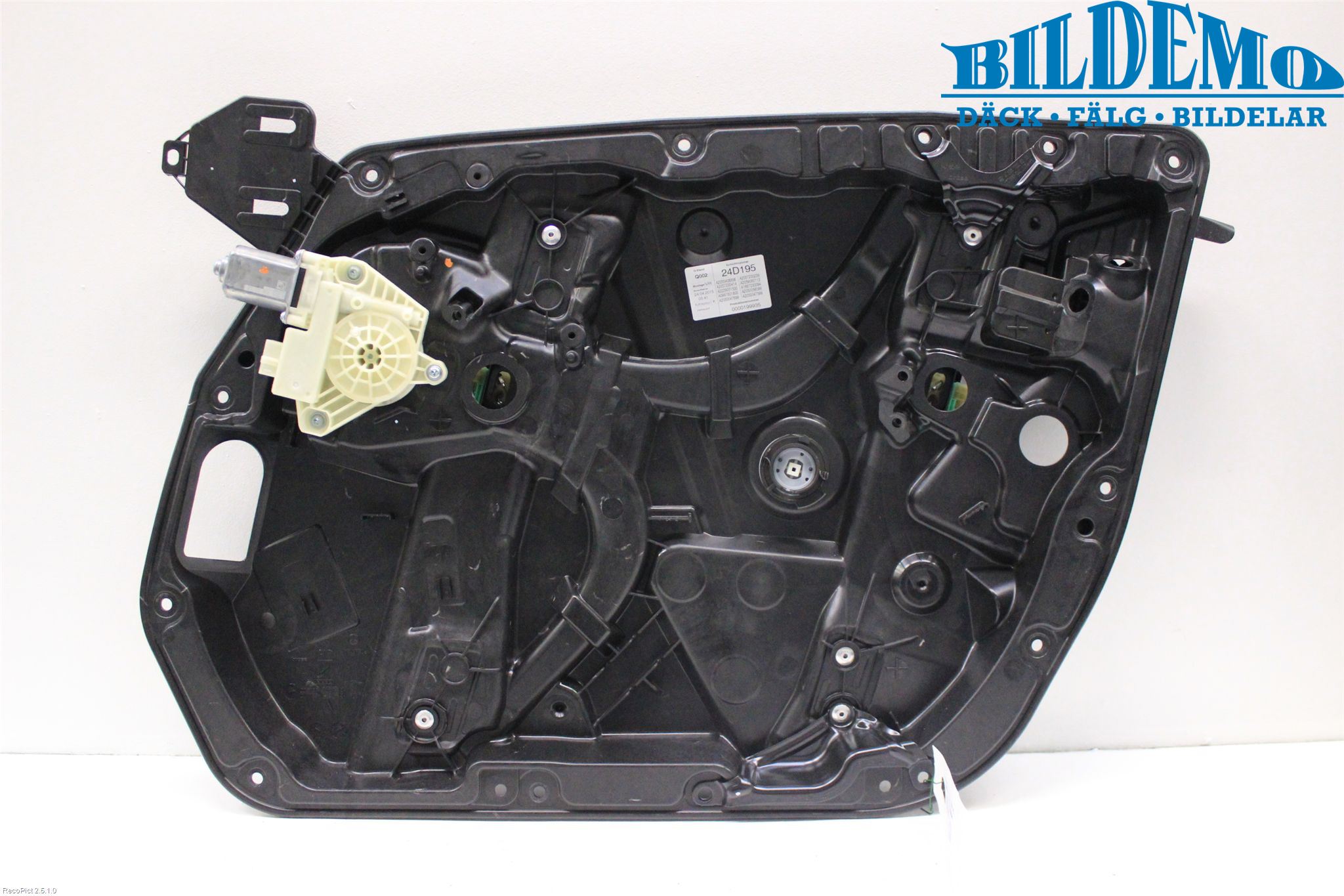 Mercedes-Benz MB C-KLASS (W205) 14-21 Vindusheis El Komp
