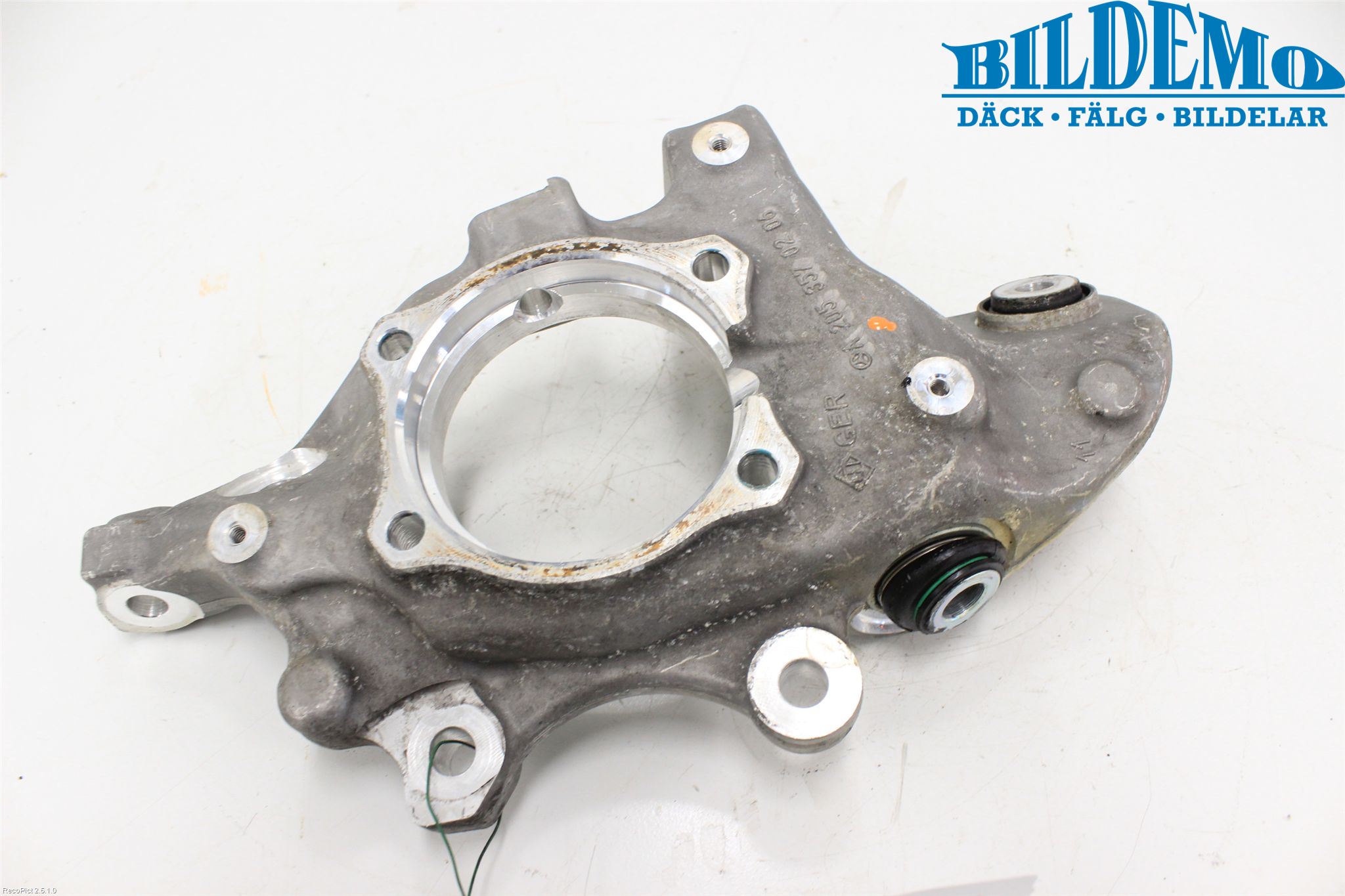 Mercedes-Benz MB C-KLASS (W205) 14-21 Spindel Hb