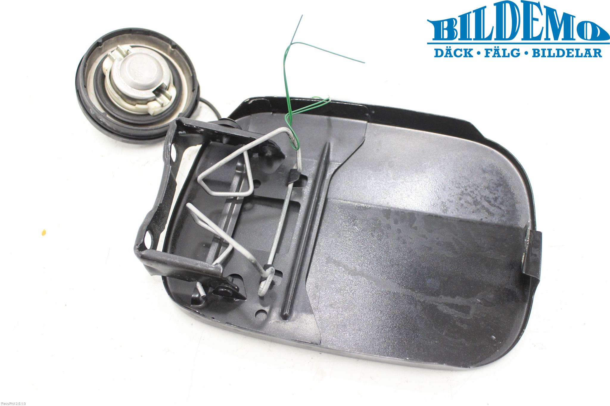 Mercedes-Benz MB CLK (C209) 02-09 Drivstoff Tankluke