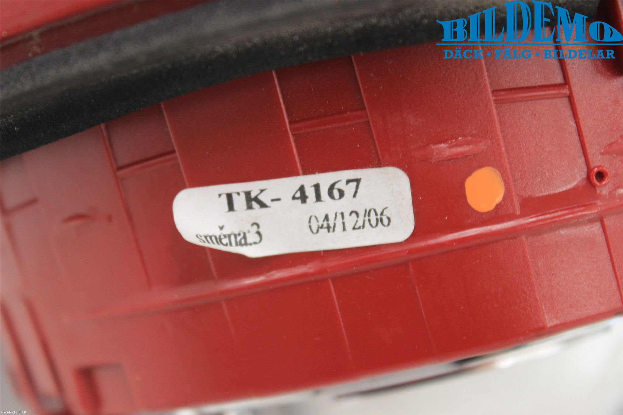 Volkswagen VW GOLF V 04-09 Baklykt Venstre  På Luke(Indre