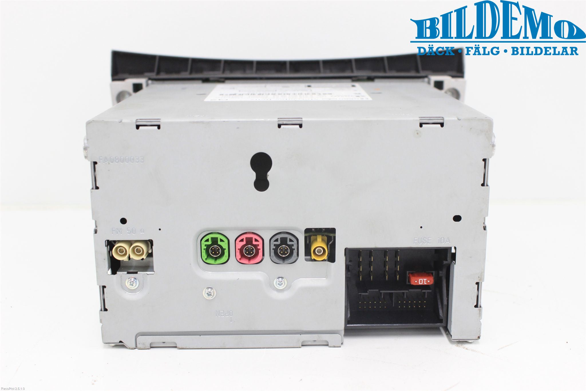 Mercedes-Benz MB E-KLASS (W212) 09-16 Stereo Radio Med Cd