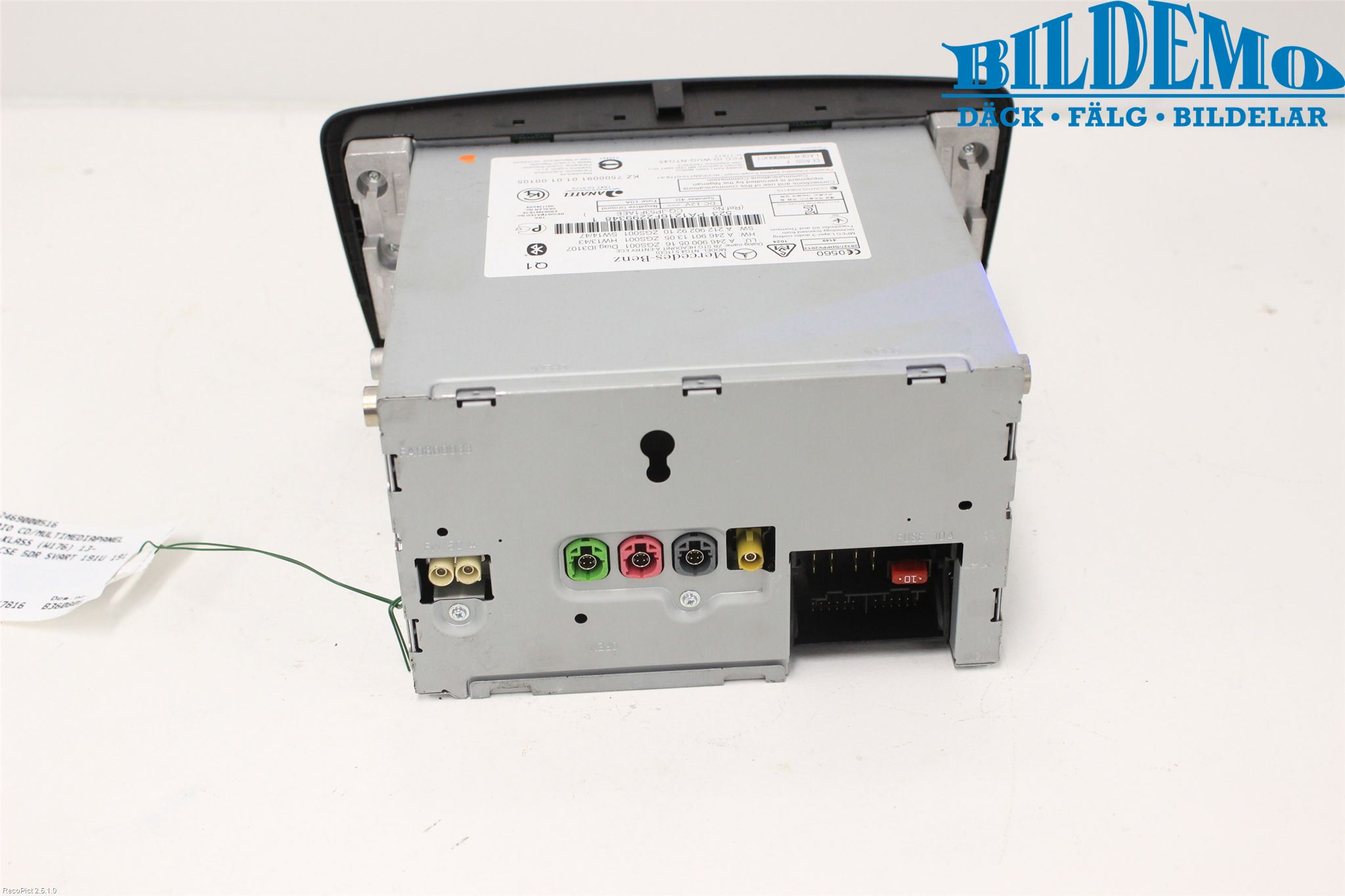 Mercedes-Benz MB A-KLASS (W176) 13-18 Stereo Radio Med Cd