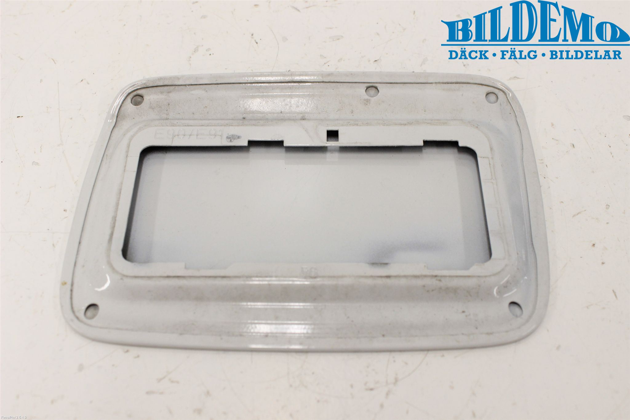 BMW 3 E90/91 SED/TOU 05-12 Drivstoff Tankluke