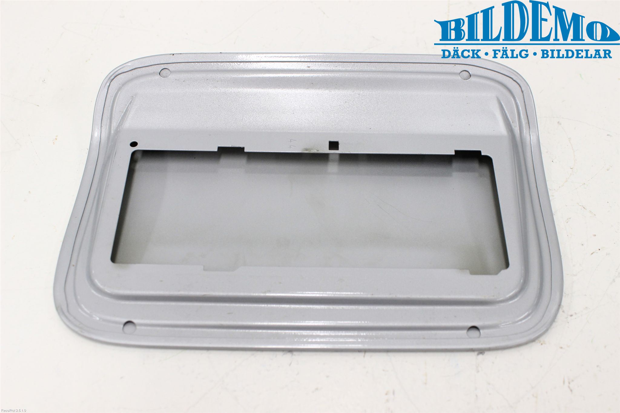BMW 5 F10/F11/F18 09-17 Drivstoff Tankluke