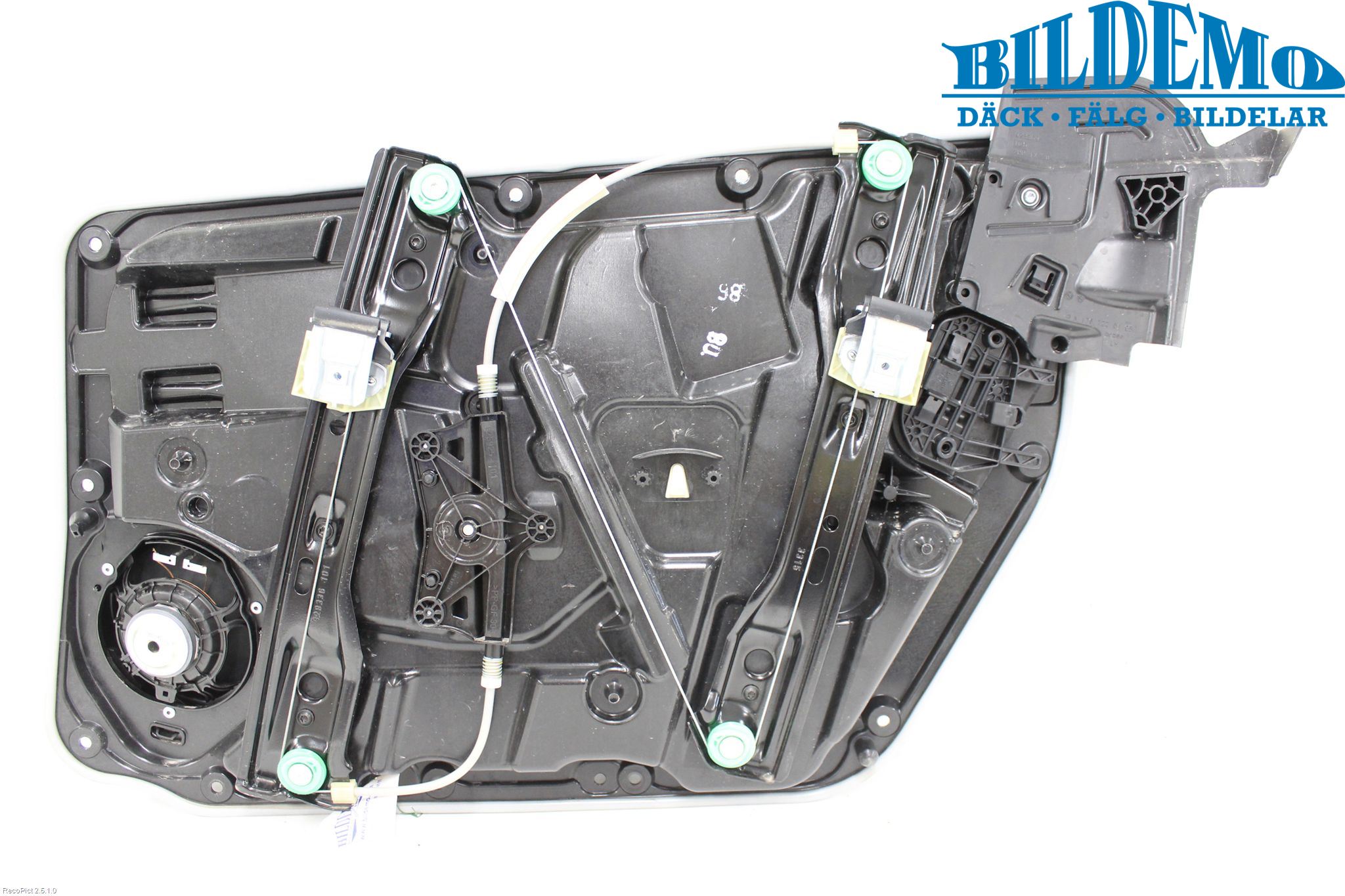 Mercedes-Benz MB A-KLASS (W176) 13-18 Vindusheis El Komp