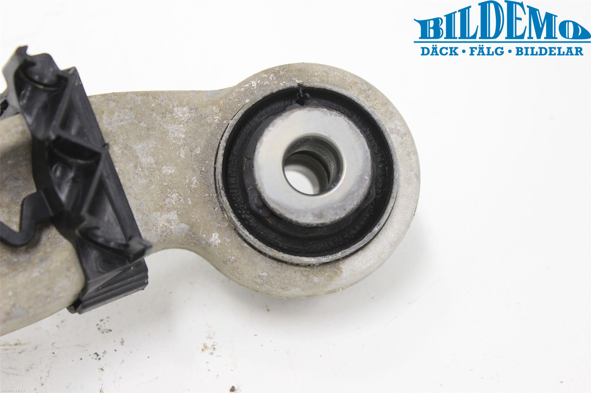 BMW 5 F10/F11/F18 09-17 Bærearm Bak Venstre Øvre