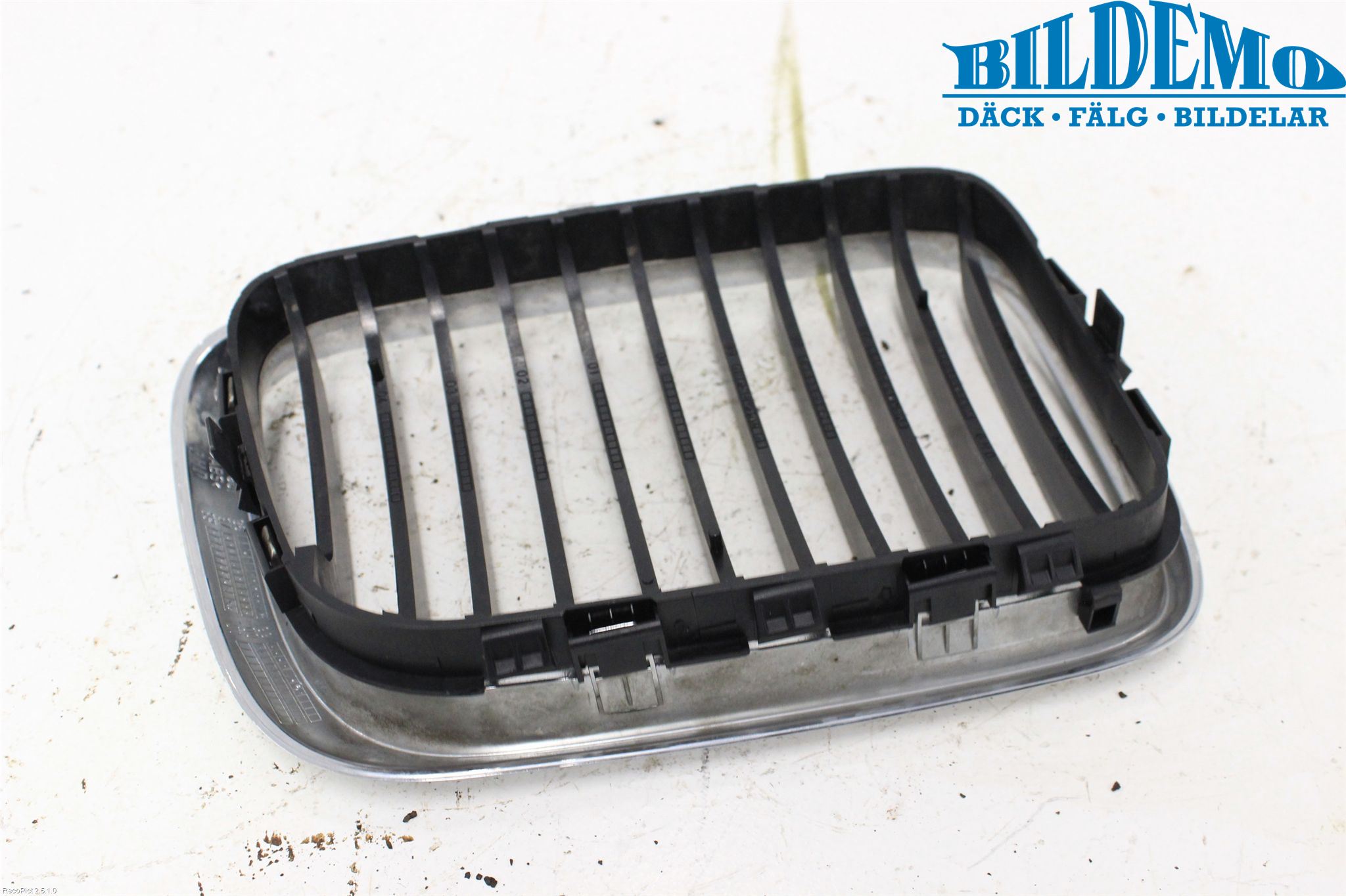 BMW 3 E36      91-00 Grilldel Venstre