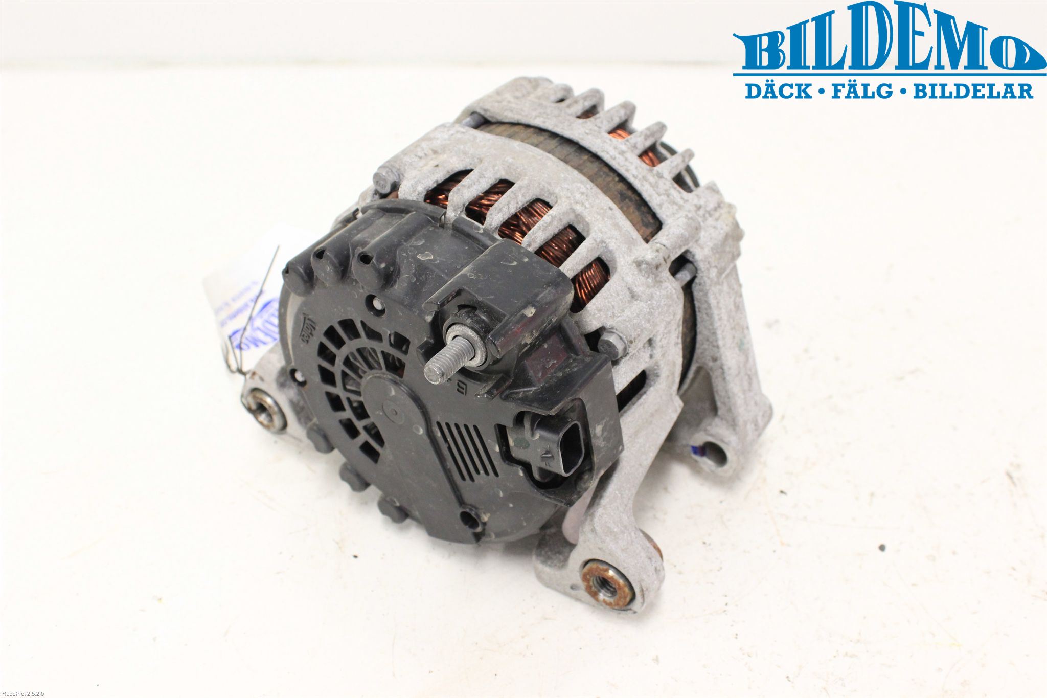 Opel ASTRA J 10-15 Dynamo