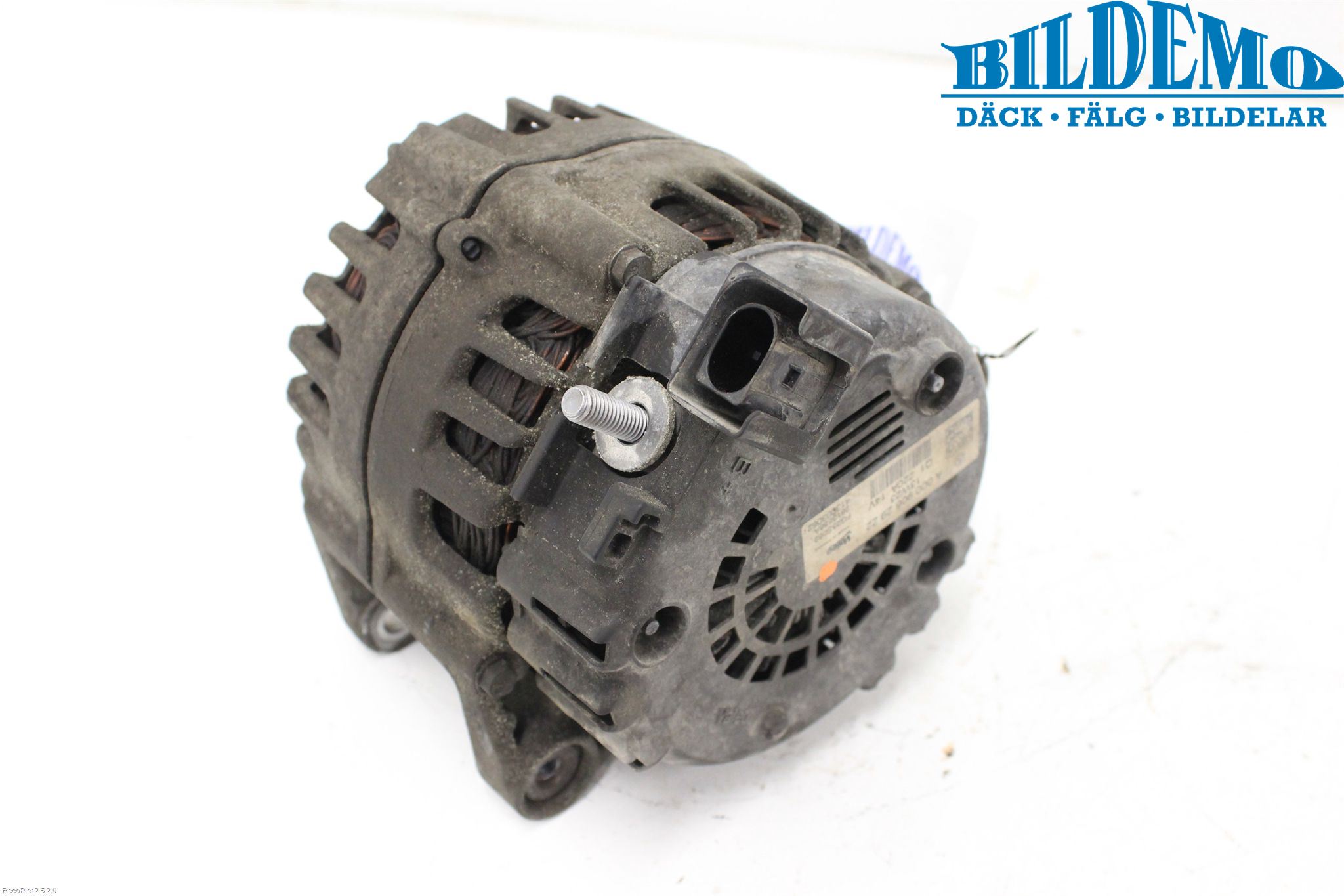Mercedes-Benz MB E-KLASS (W212) 09-16 Dynamo