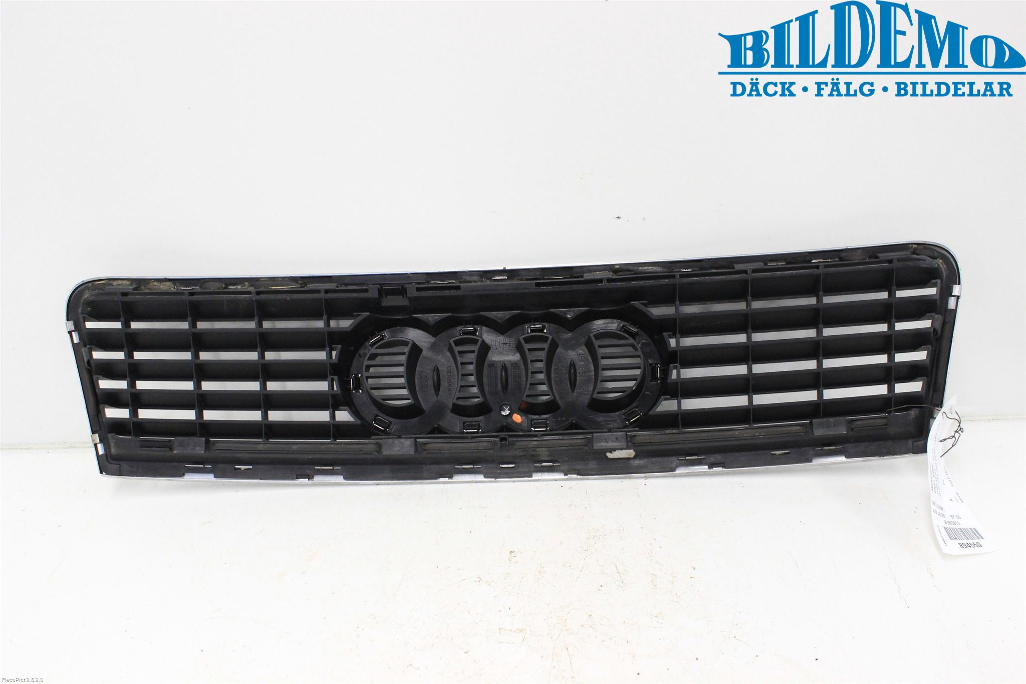 Audi A6/S6     97-05 Grill Komplett