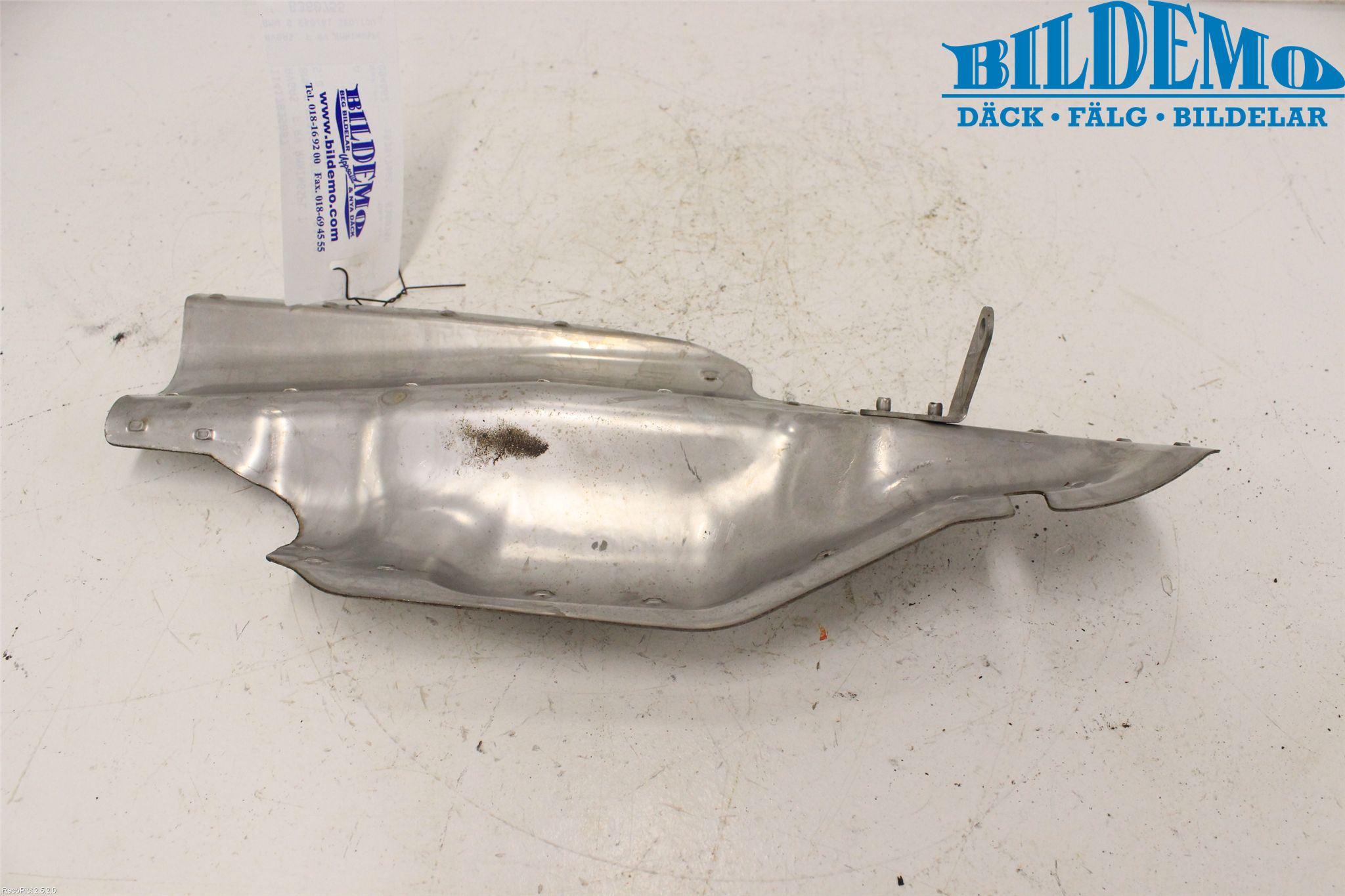 BMW 5 E60/61 Sed/Tou 02-10 Eksos Forvarmingsplate