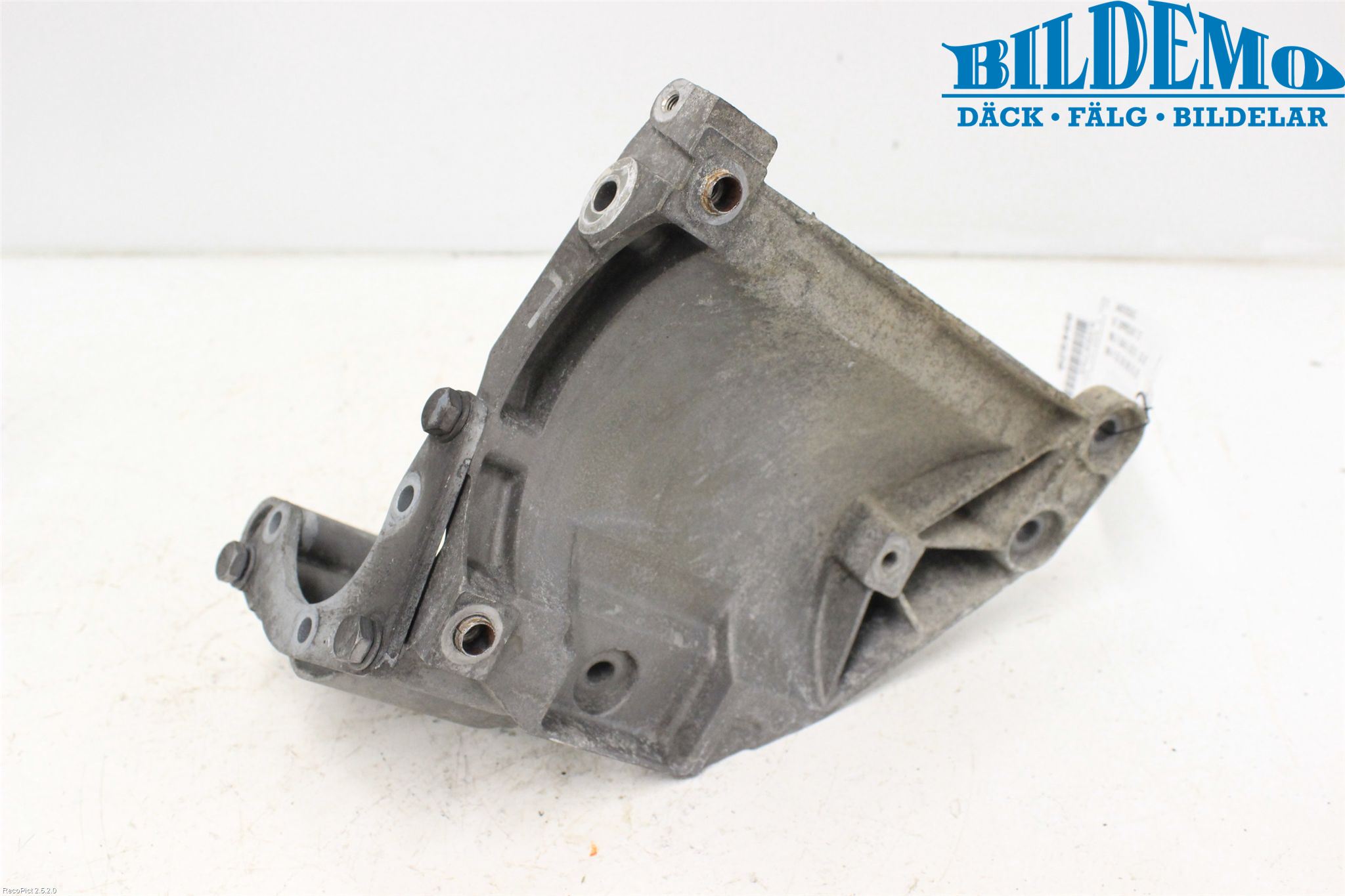 BMW 5 E60/61 Sed/Tou 02-10 Ac Kompressor-Festebrakett